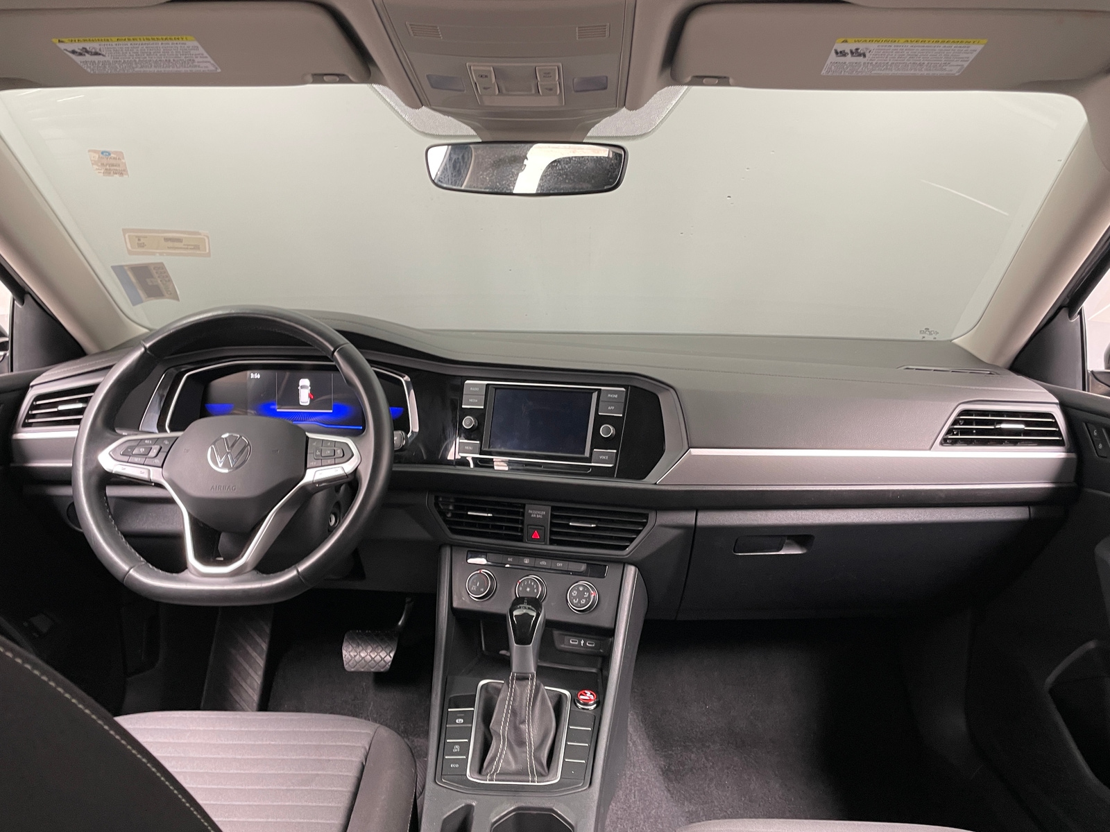 Thumbnail: 2024 Volkswagen Jetta - 3