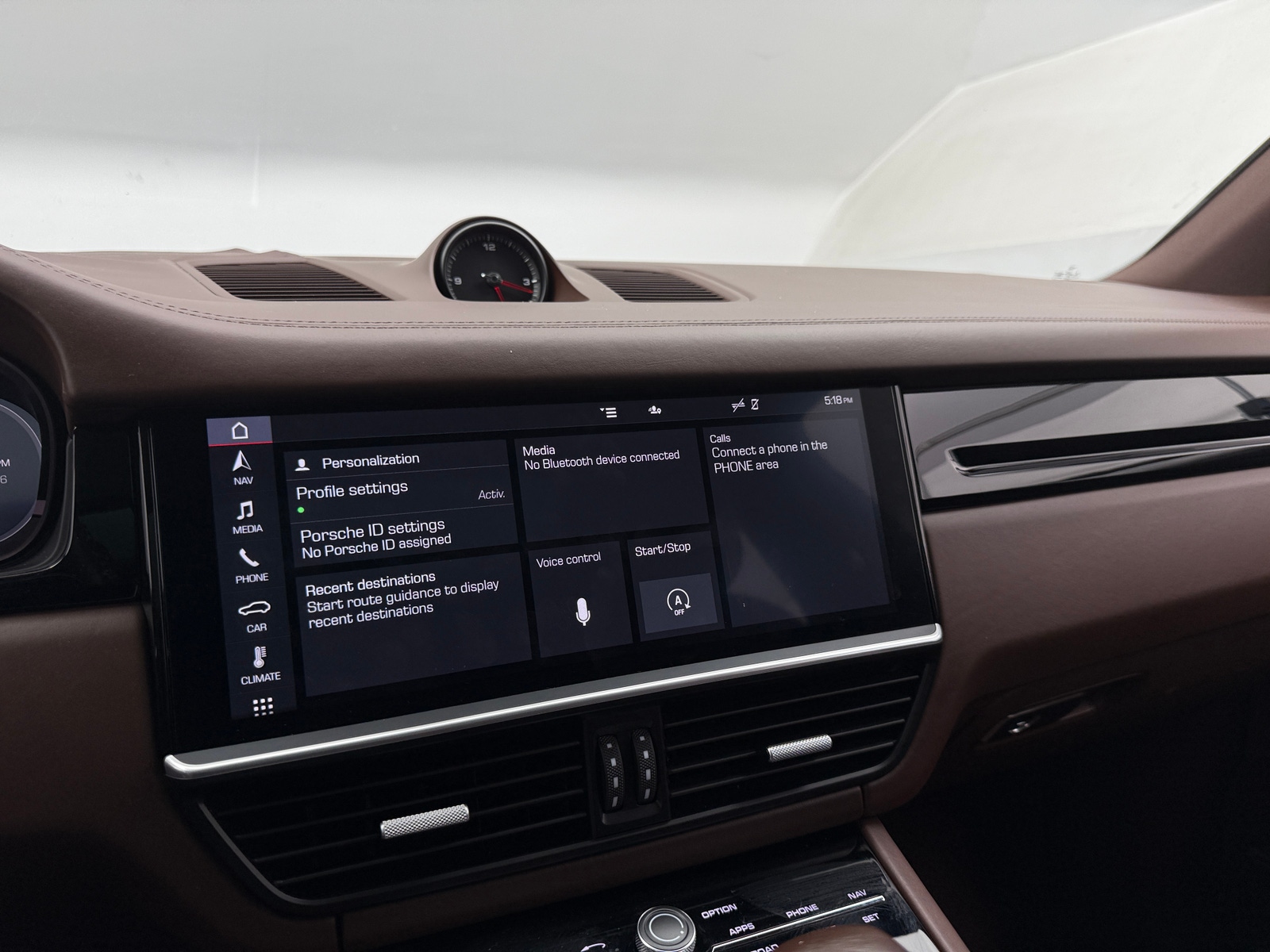 Thumbnail: 2020 Porsche Cayenne - 4