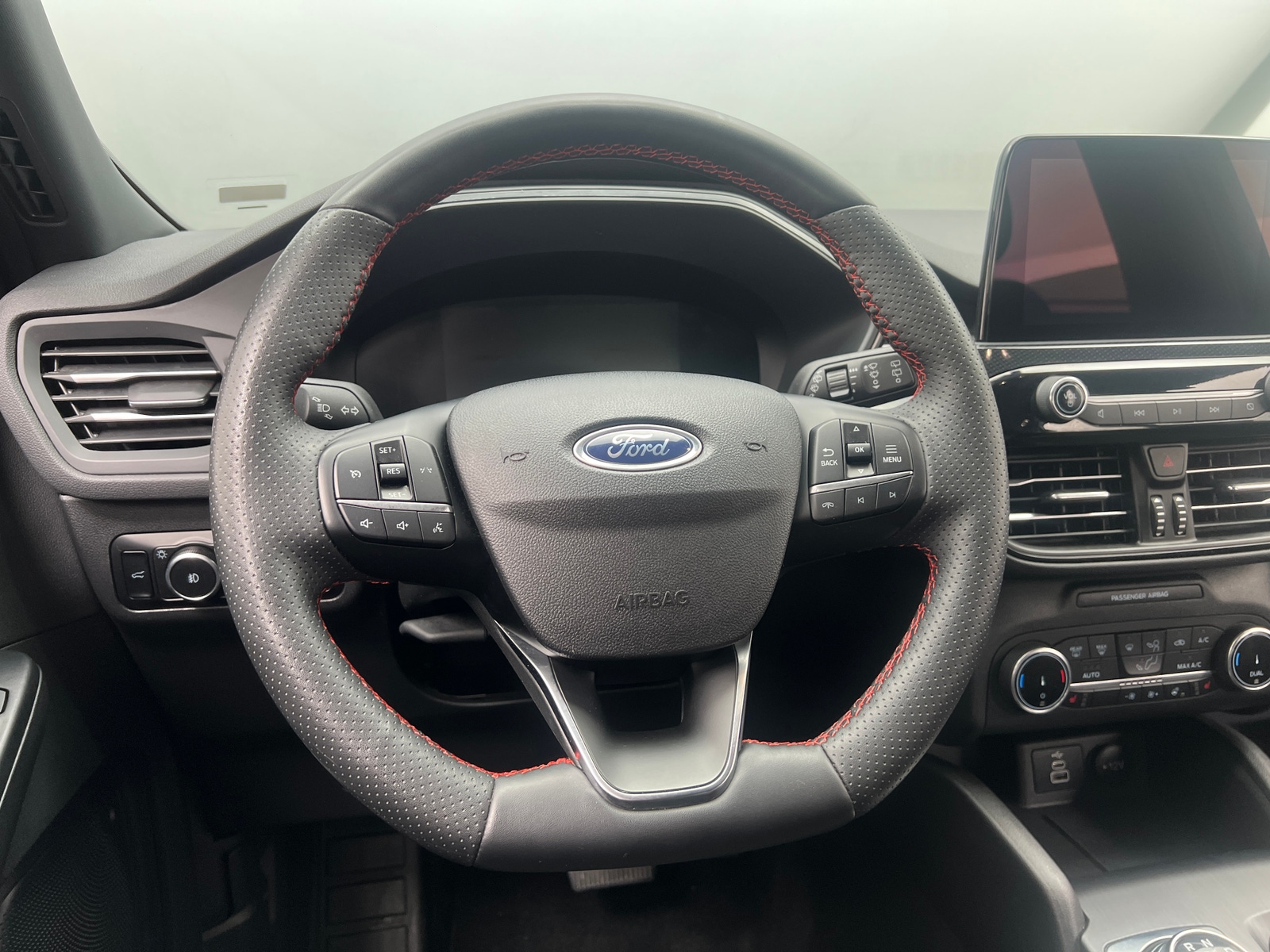 Thumbnail: 2025 Ford Escape - 5