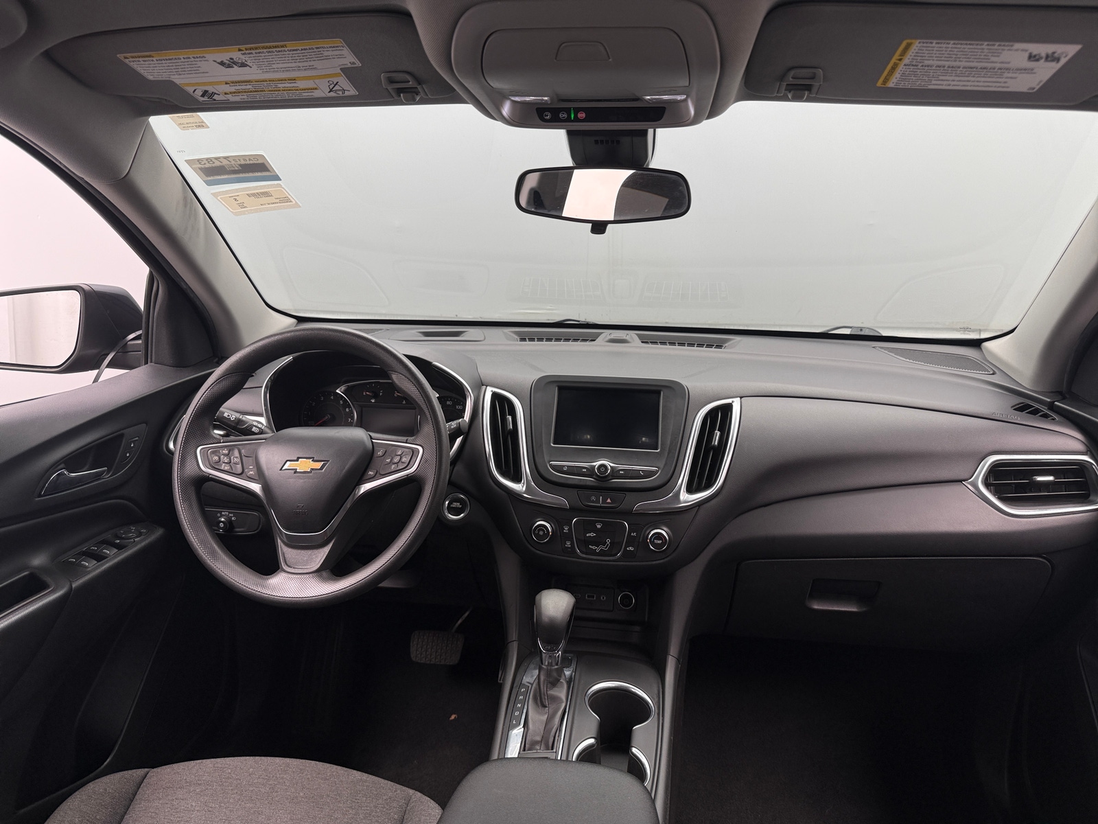 Thumbnail: 2022 Chevrolet Equinox - 3