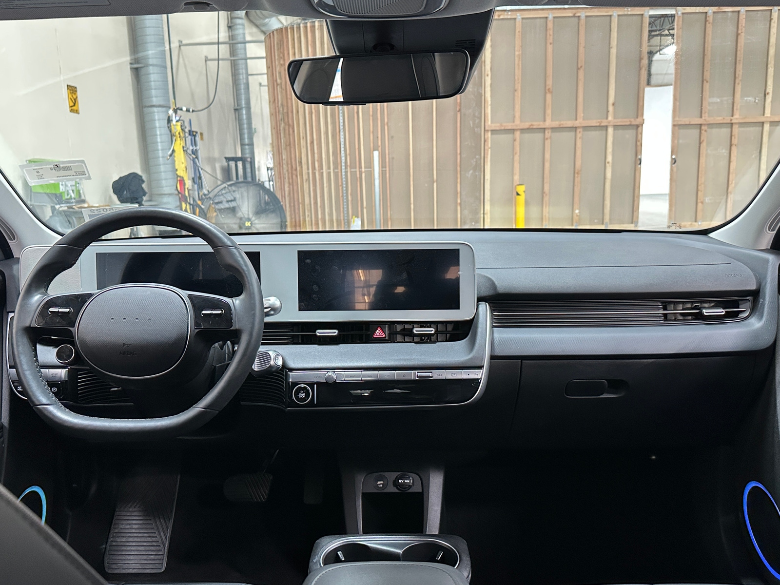 Thumbnail: 2023 Hyundai Ioniq 5 - 2