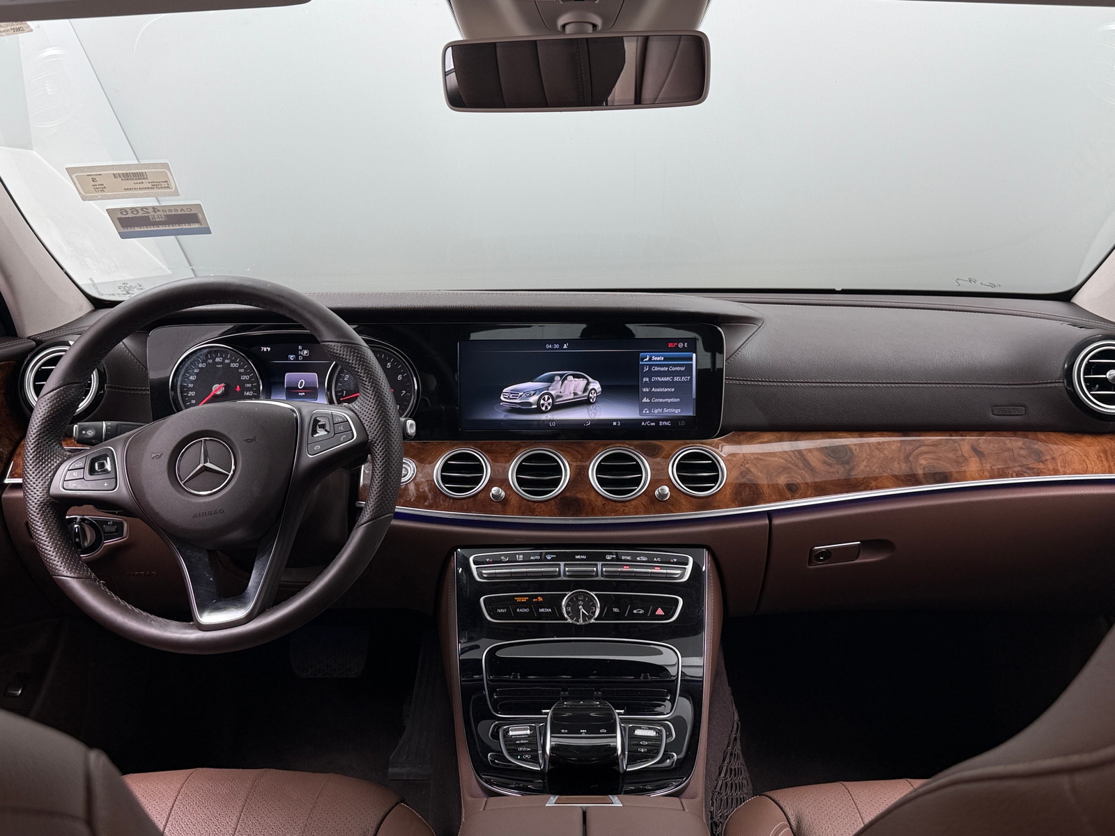 Thumbnail: 2017 Mercedes-Benz E-Class - 2