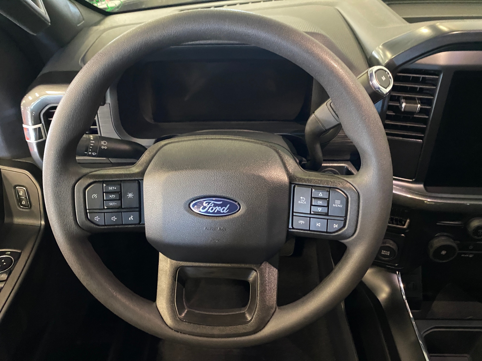 Thumbnail: 2024 Ford Econoline - 5