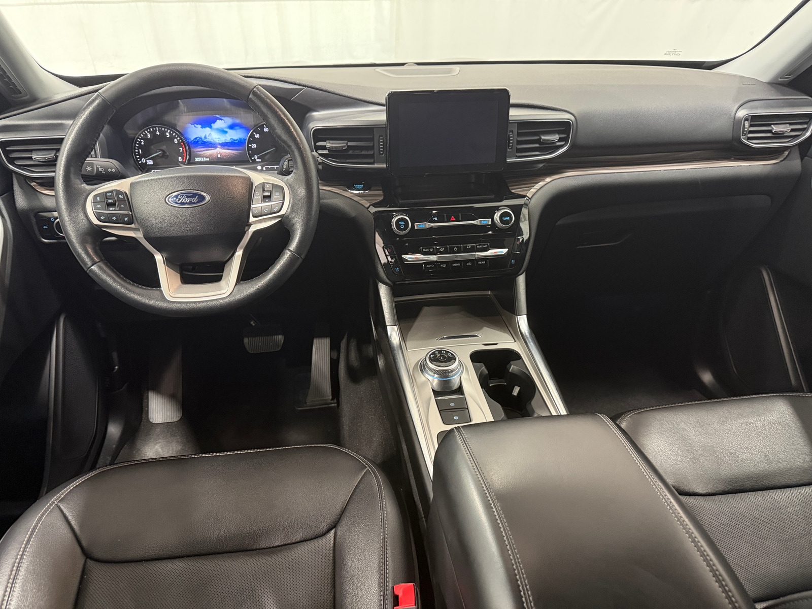 Thumbnail: 2024 Ford Explorer - 2