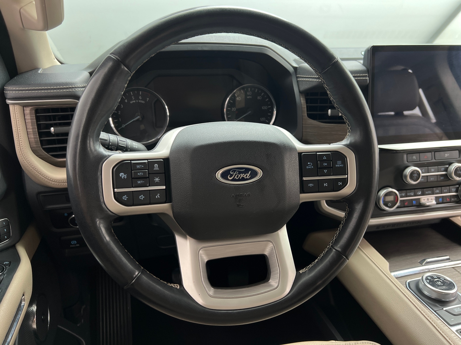Thumbnail: 2024 Ford Expedition MAX - 4