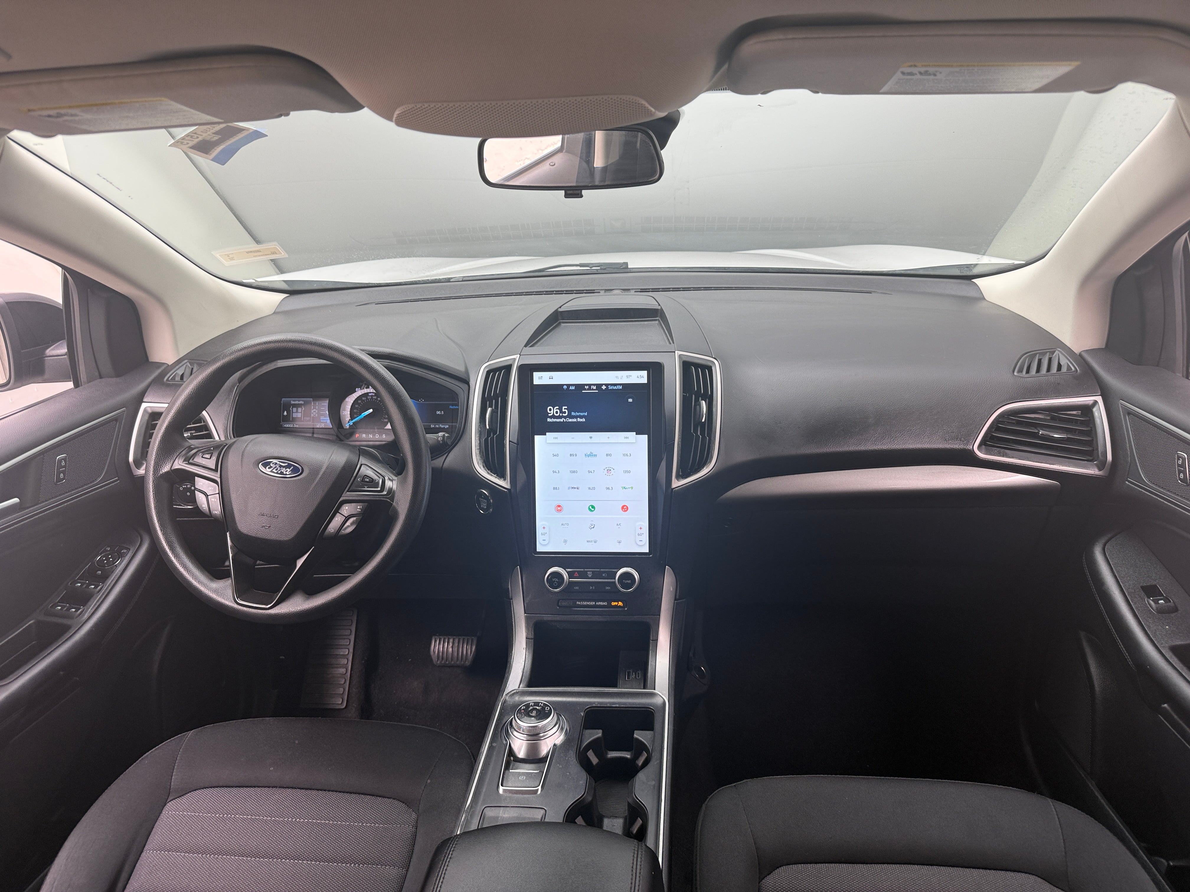 2022 Ford Edge SE - Photo 4