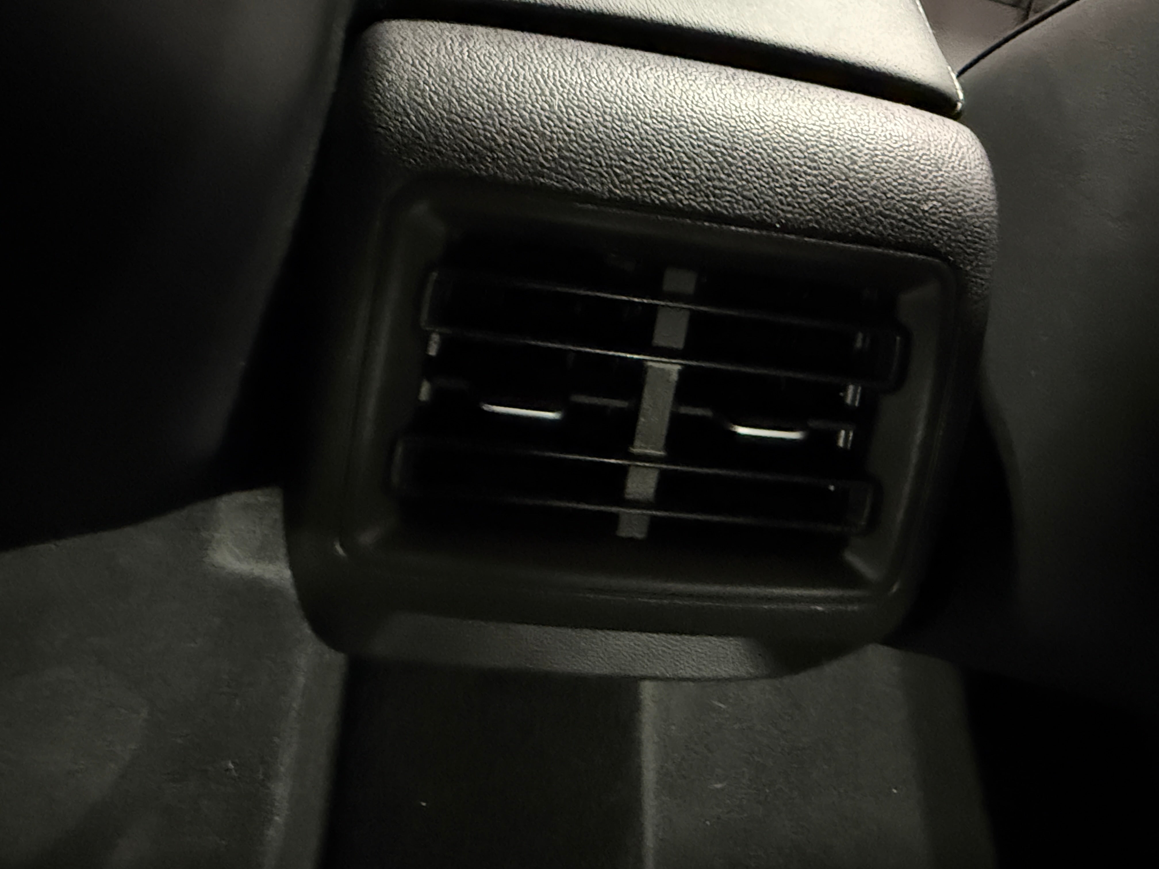 2025 Volkswagen Tiguan SE