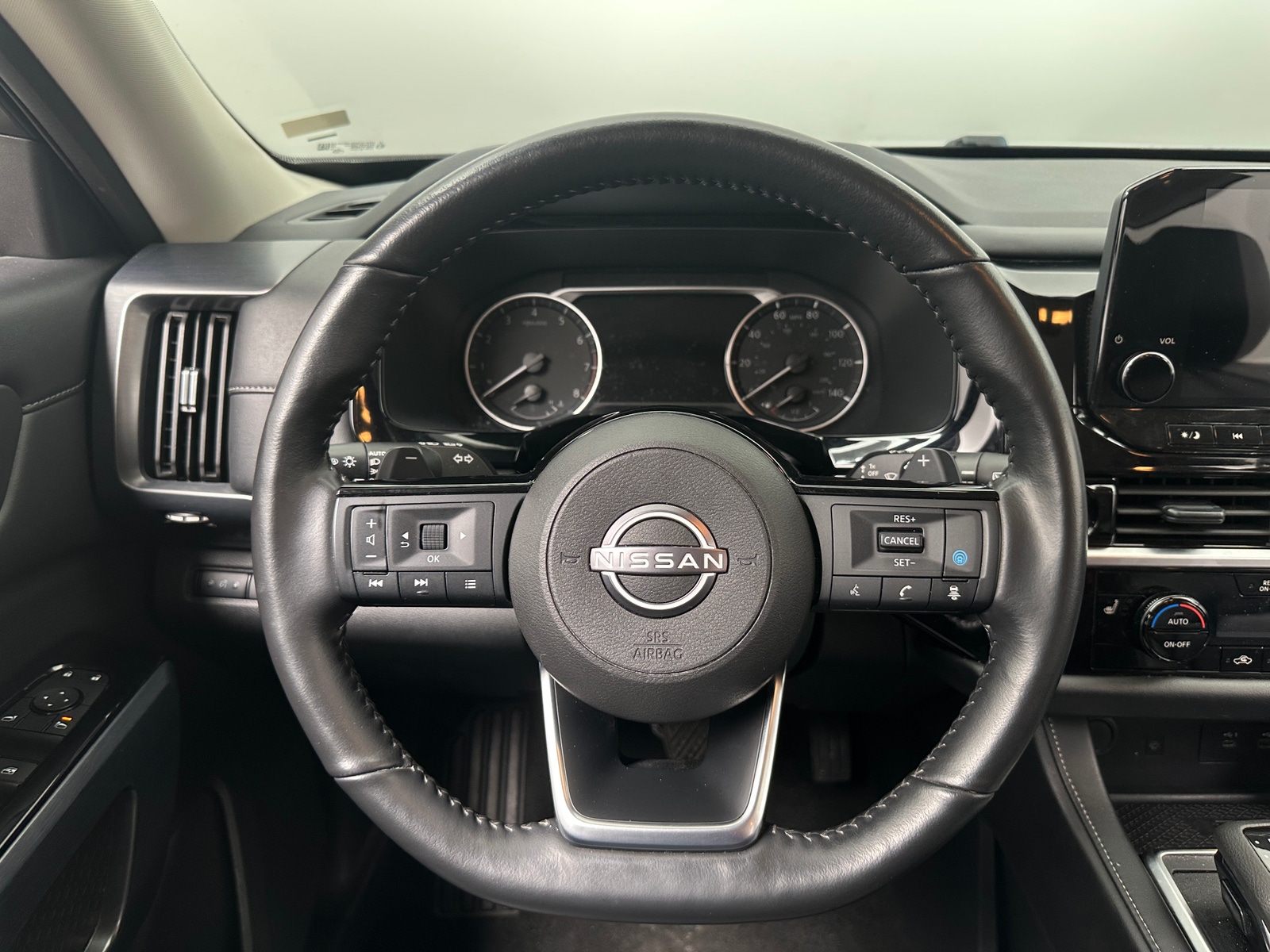 Thumbnail: 2025 Nissan Pathfinder - 4