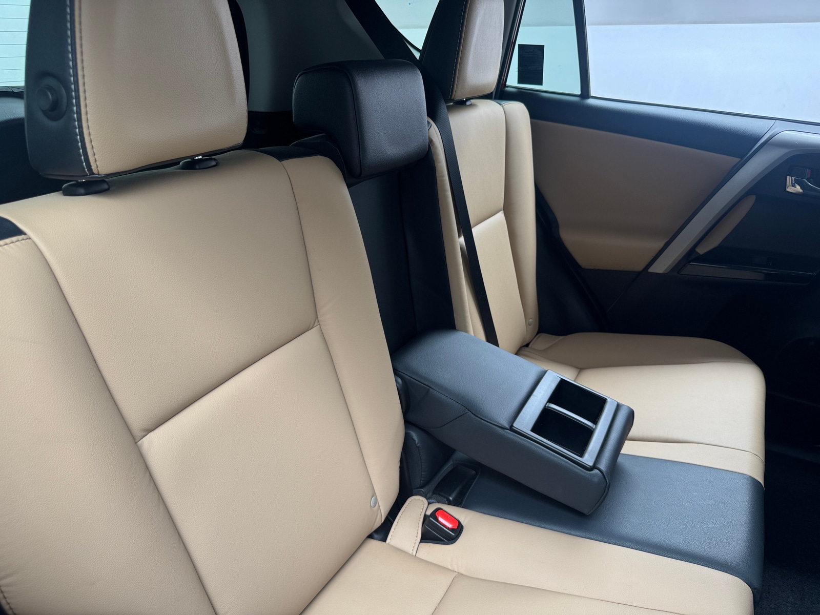 Thumbnail: 2016 Toyota RAV4 - 5