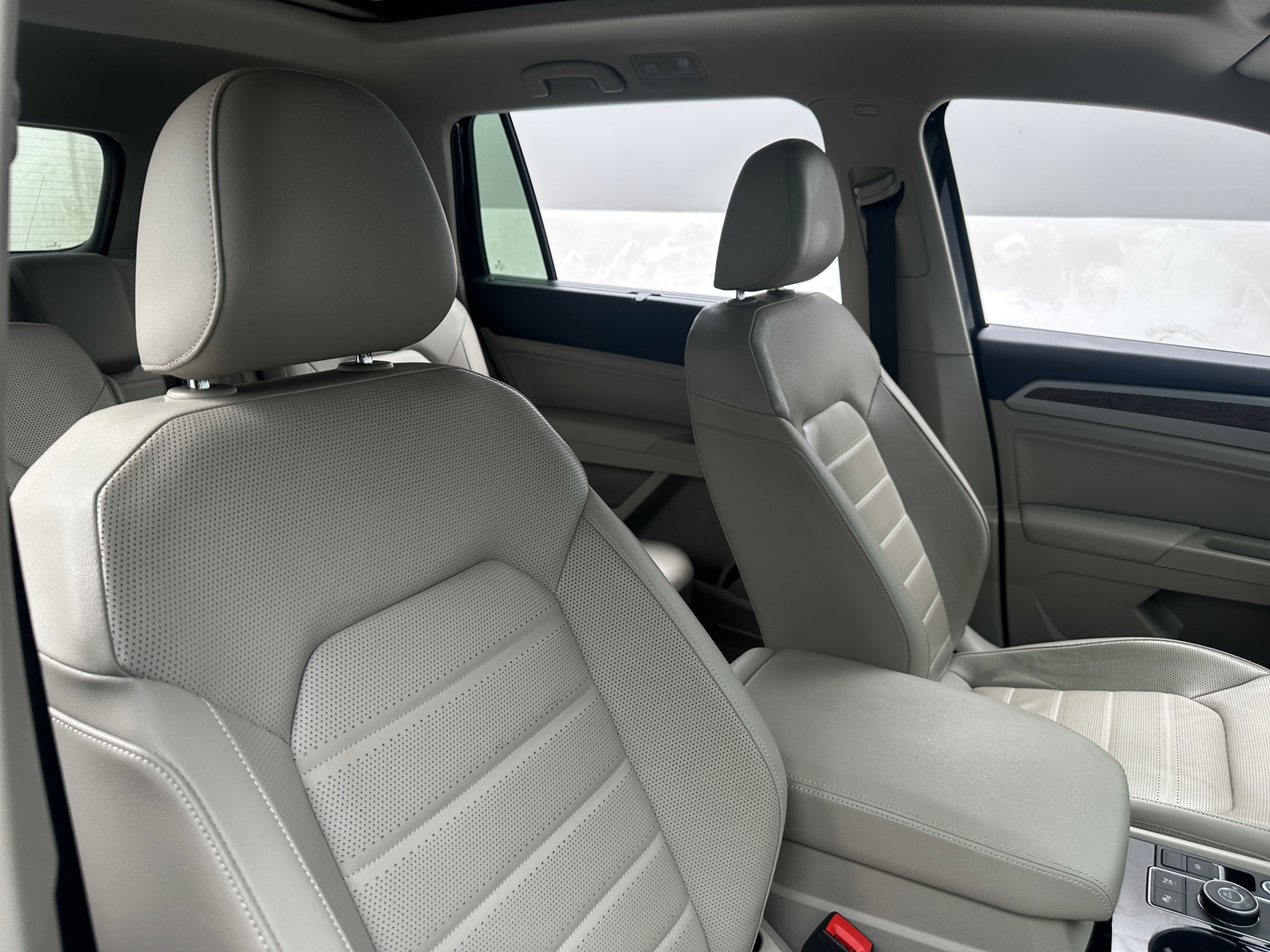 Thumbnail: 2018 Volkswagen Atlas - 2