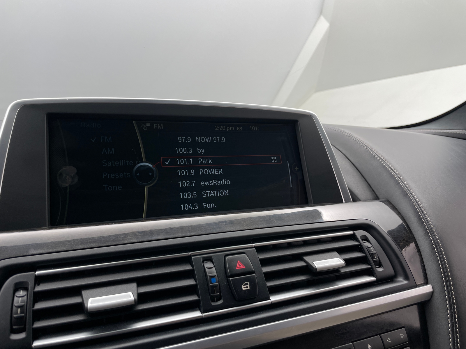 Thumbnail: 2013 BMW 6 Series - 4