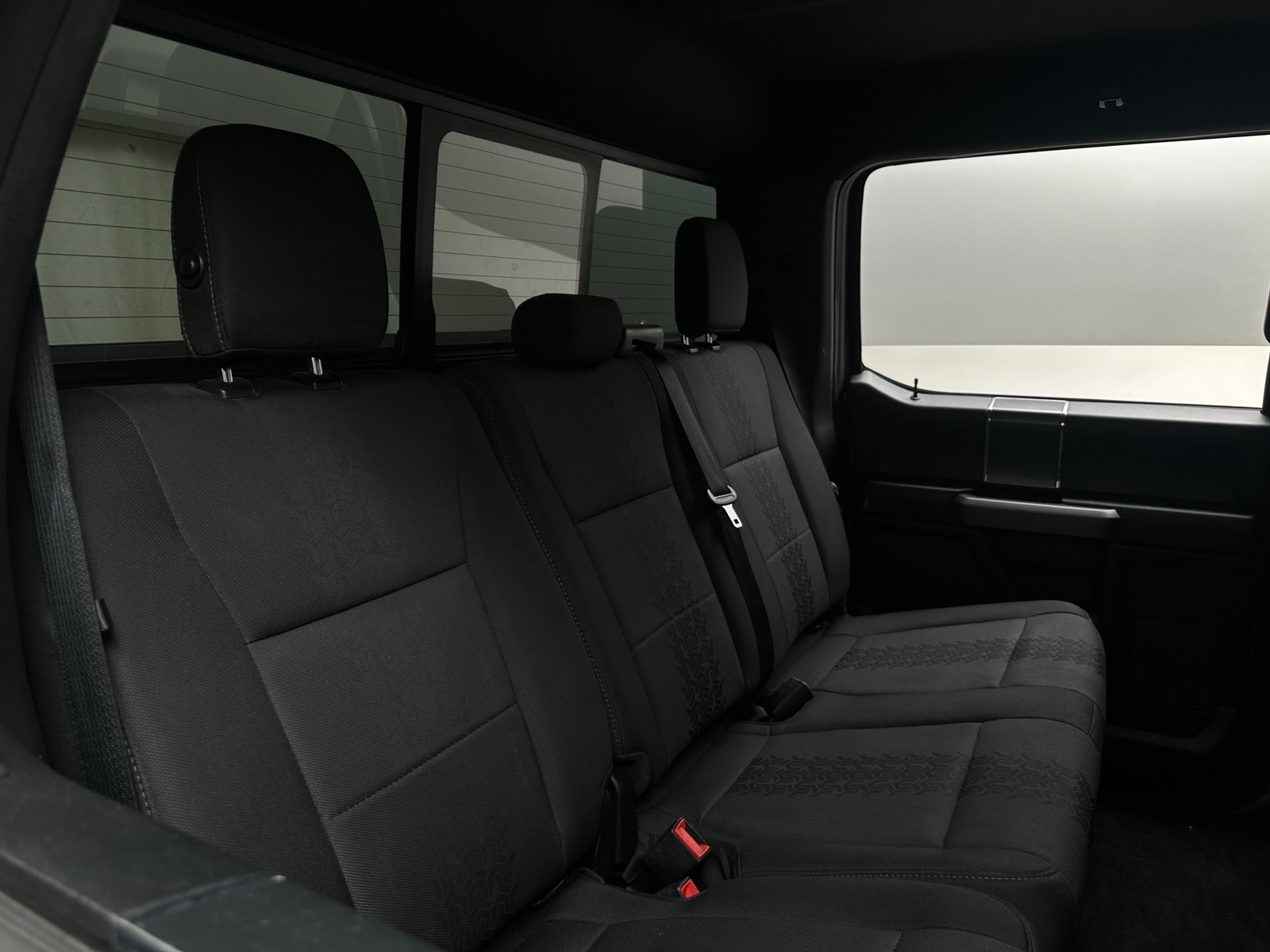 Thumbnail: 2019 Ford Econoline - 6