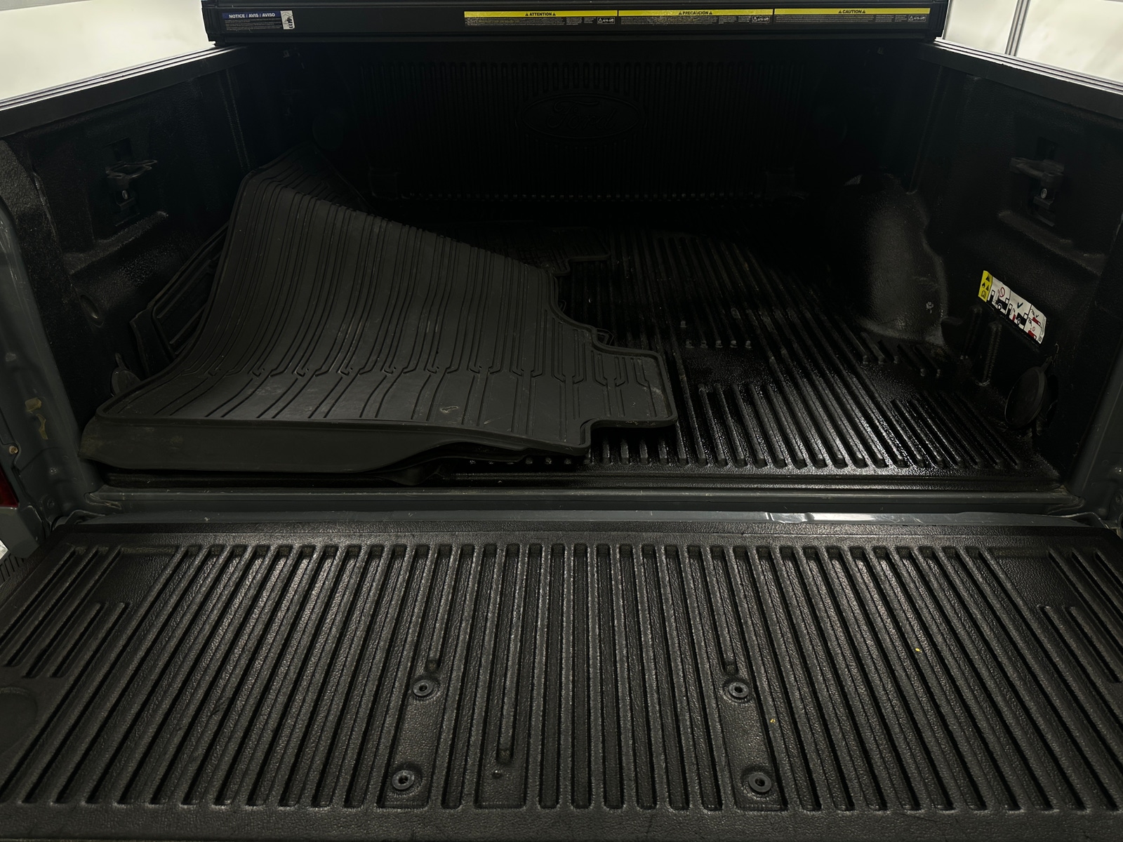 Thumbnail: 2019 Ford Econoline - 7