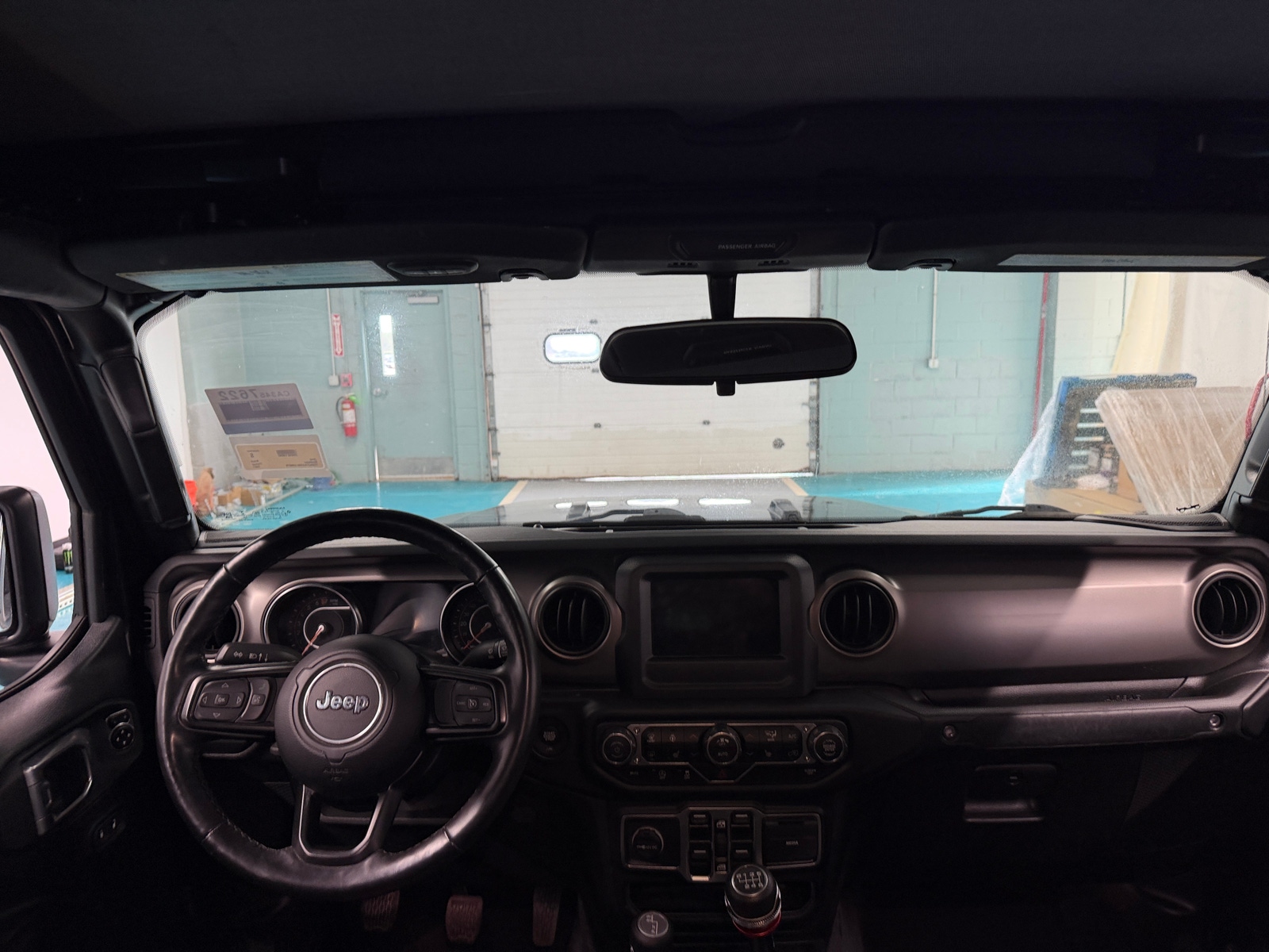 Thumbnail: 2021 Jeep Gladiator - 3