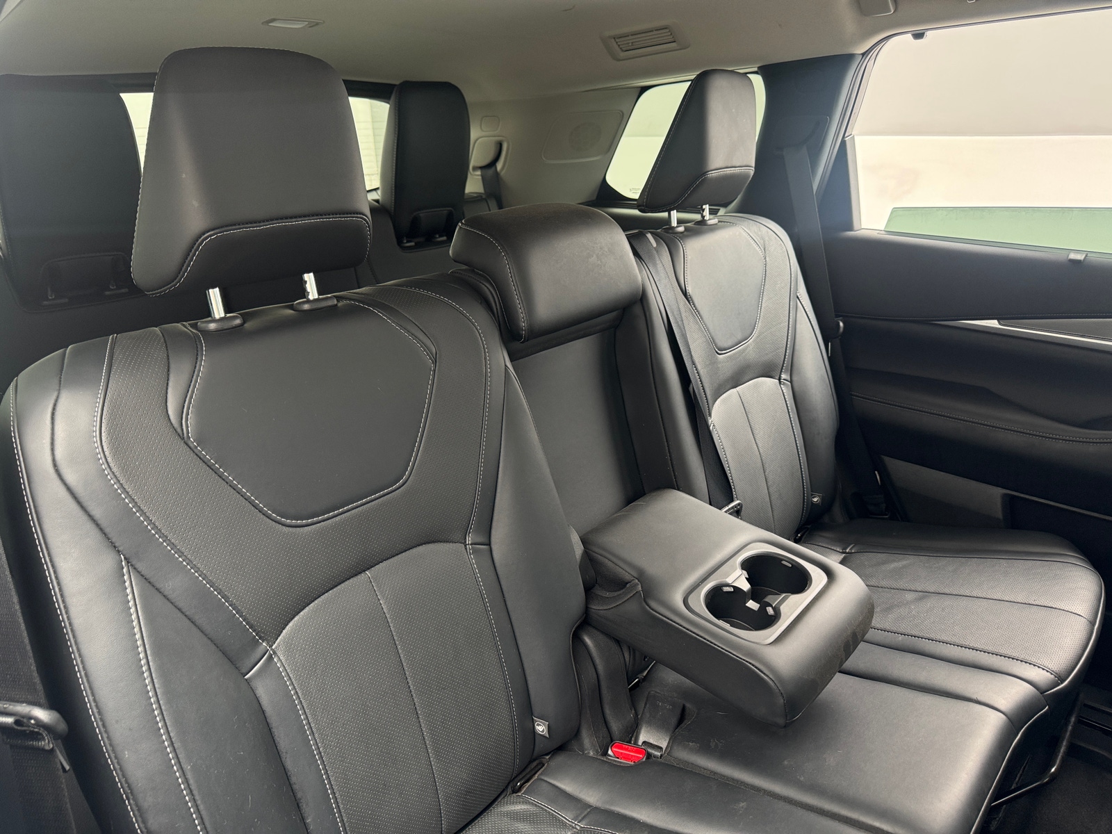 Thumbnail: 2023 INFINITI QX60 - 5