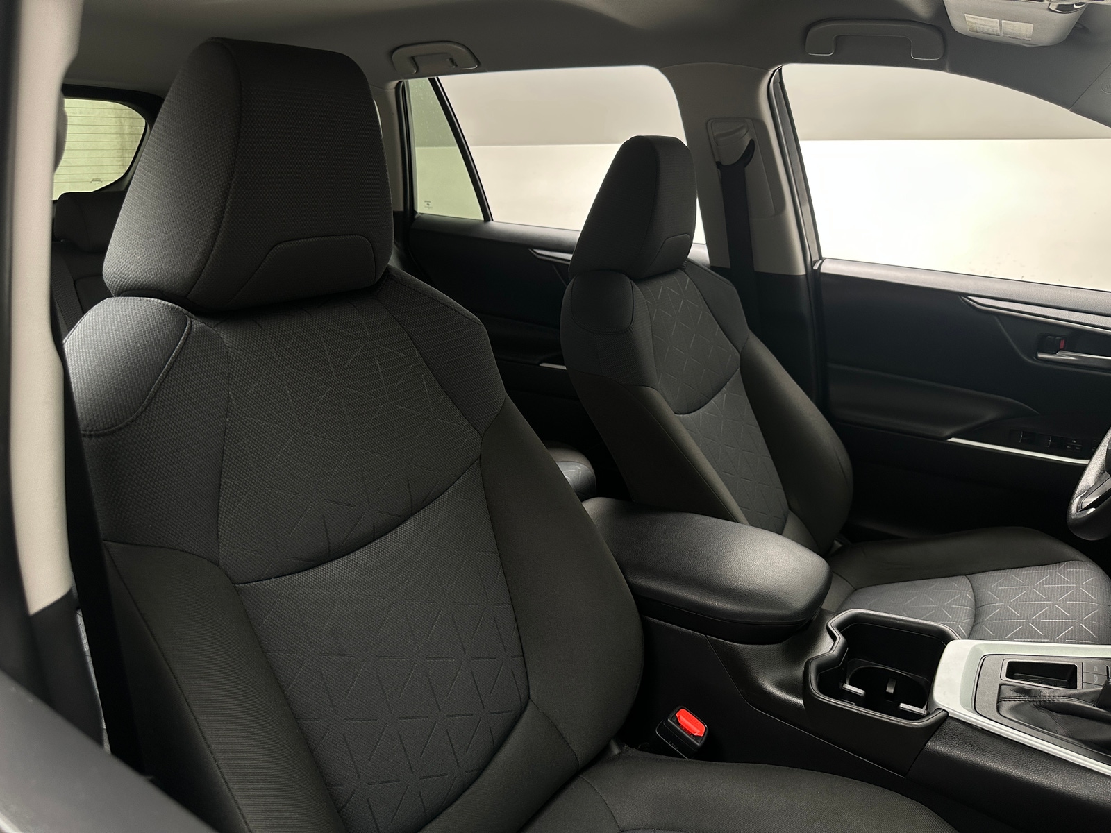 Thumbnail: 2025 Toyota RAV4 - 2