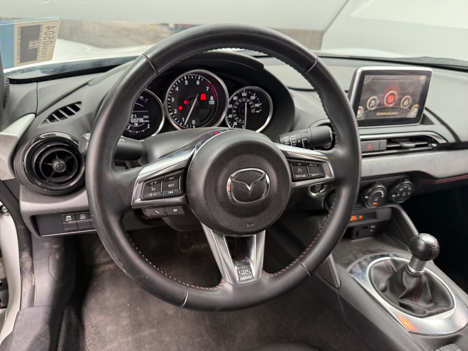 Thumbnail: 2016 Mazda MX-5 Miata - 4