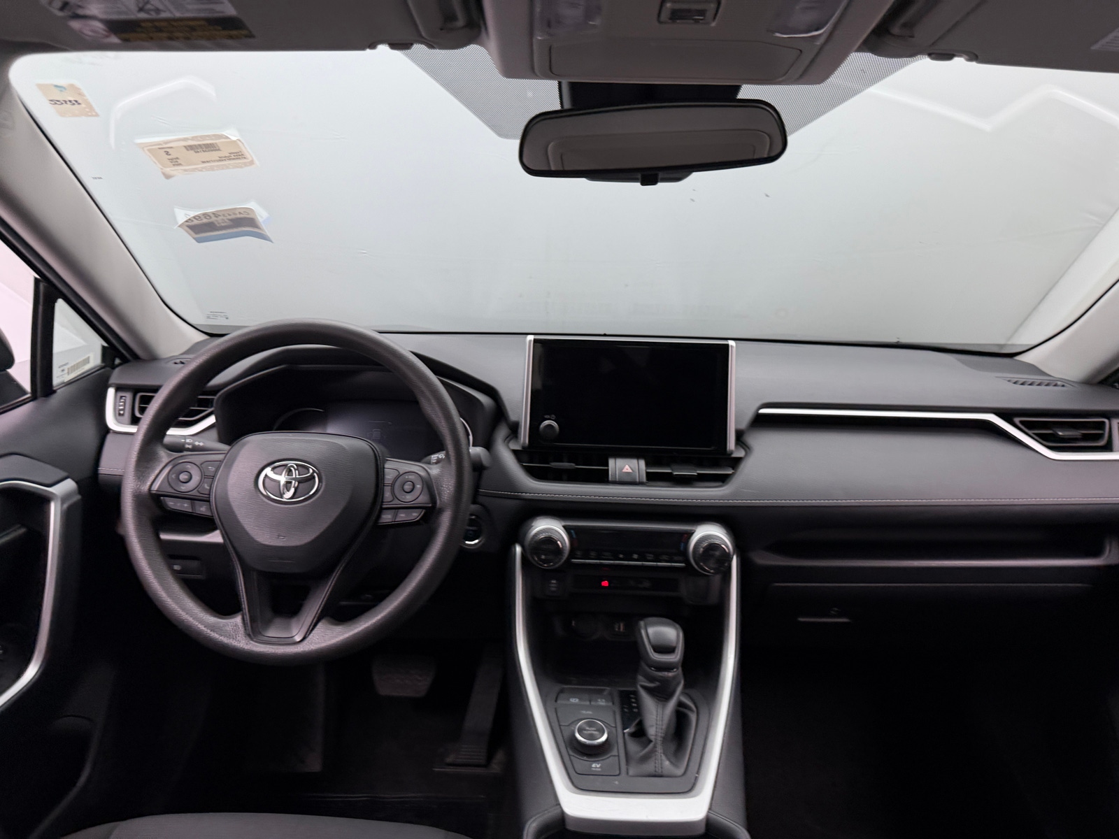 Thumbnail: 2025 Toyota RAV4 - 3