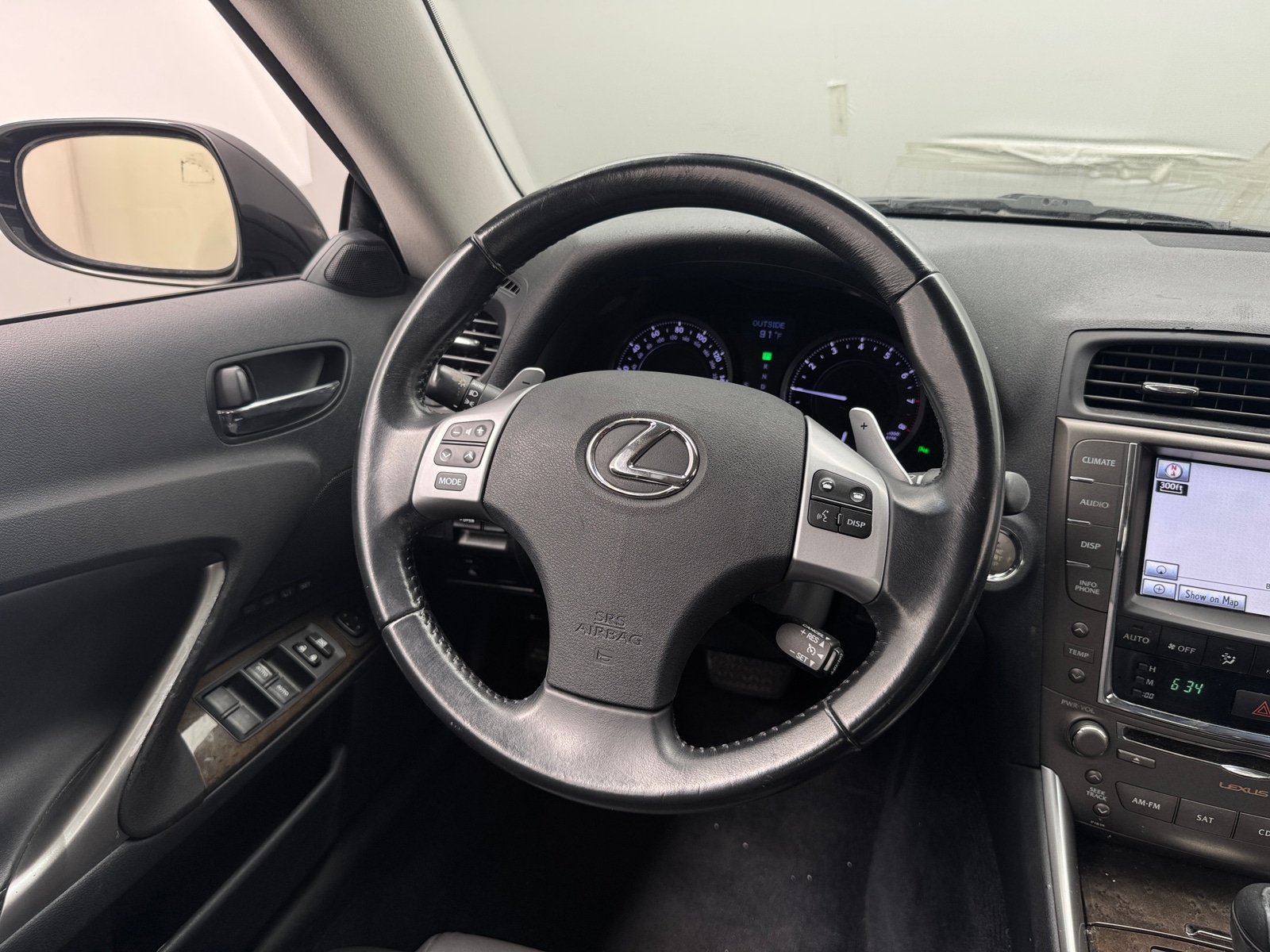 Thumbnail: 2011 Lexus IS - 4