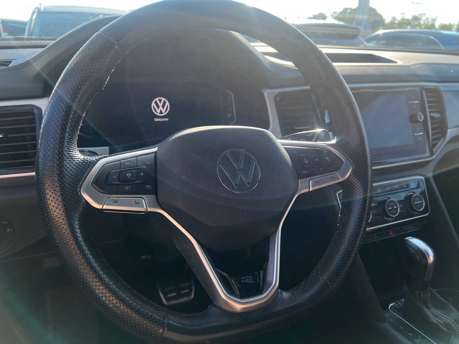Thumbnail: 2023 Volkswagen Atlas - 5