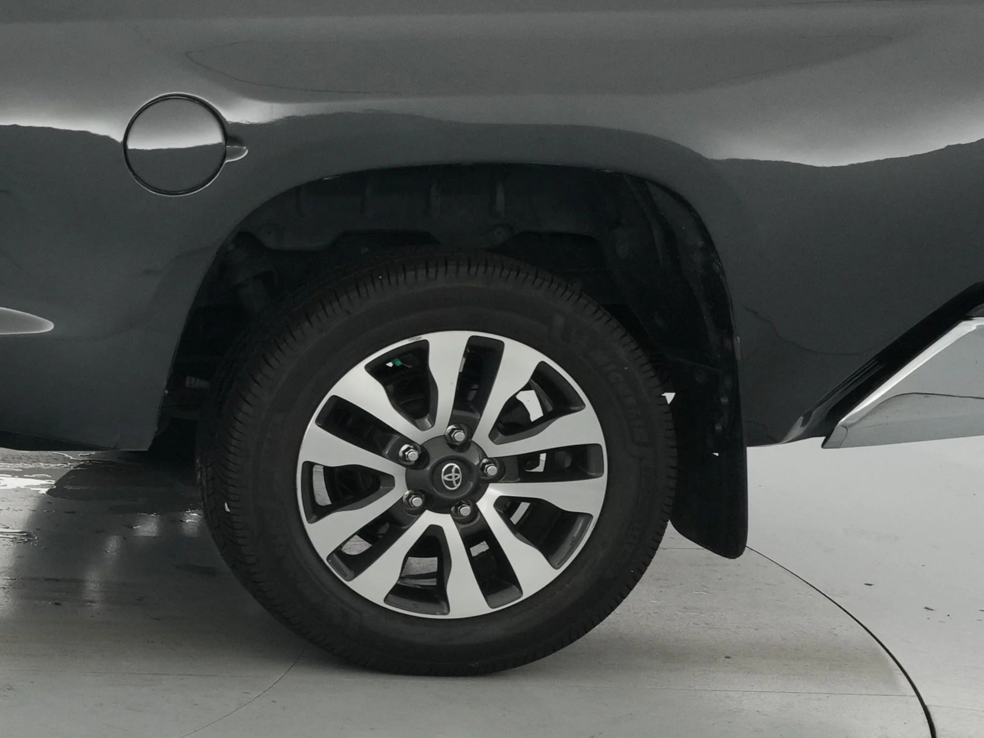 2018 Toyota Tundra Limited - Photo 15