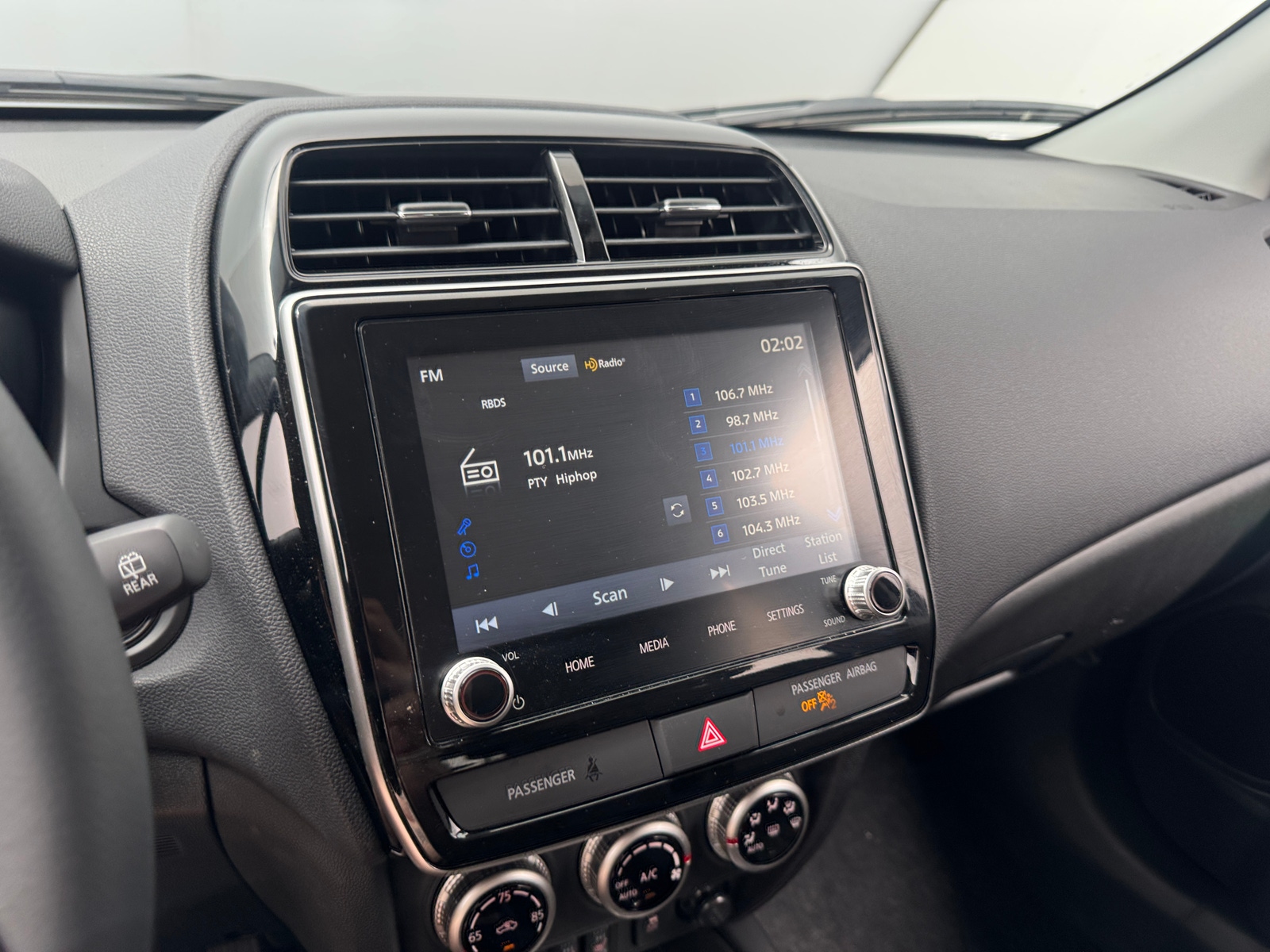 Thumbnail: 2026 Mitsubishi Outlander Sport - 4