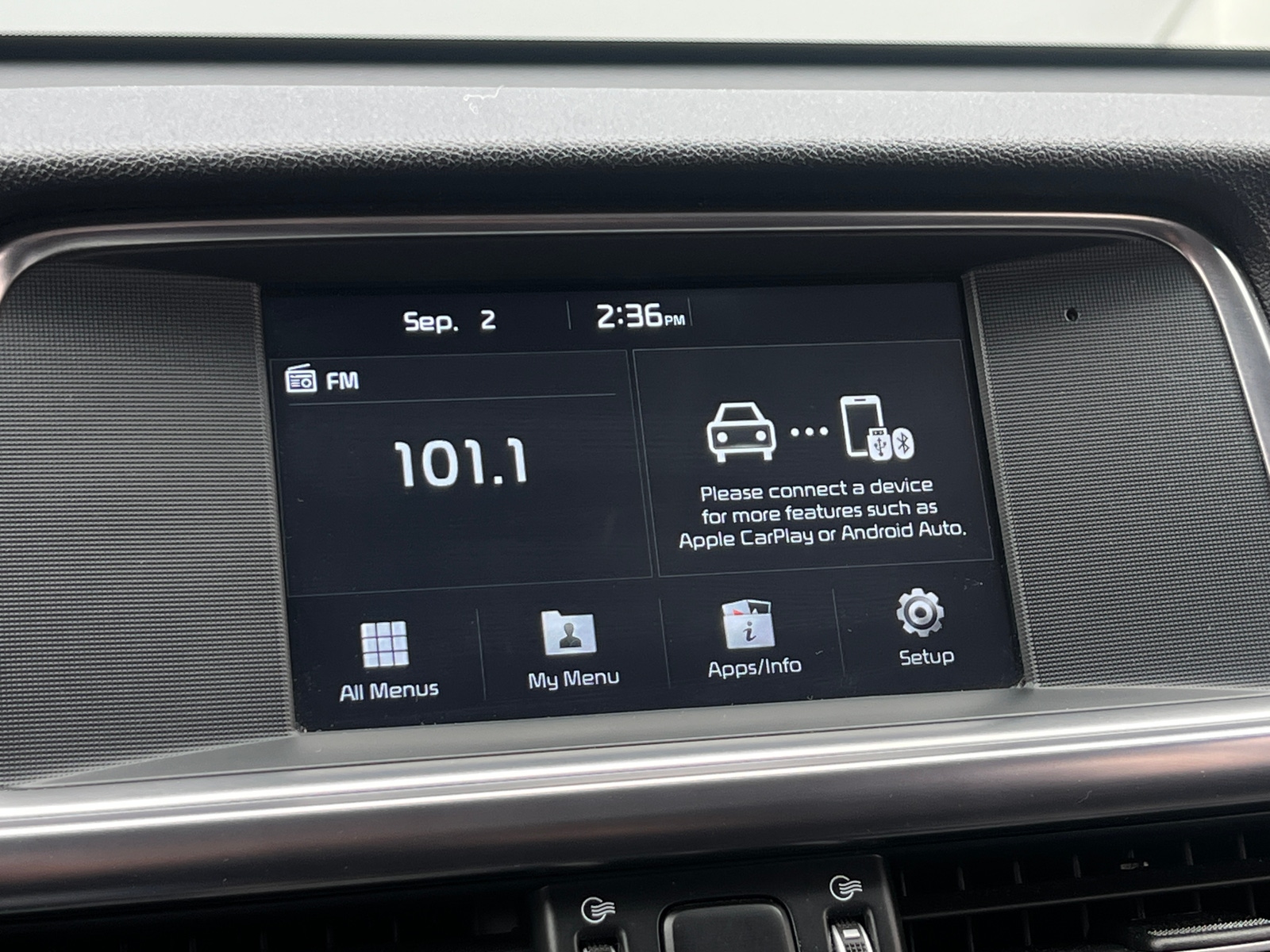 Thumbnail: 2018 Kia Optima - 3