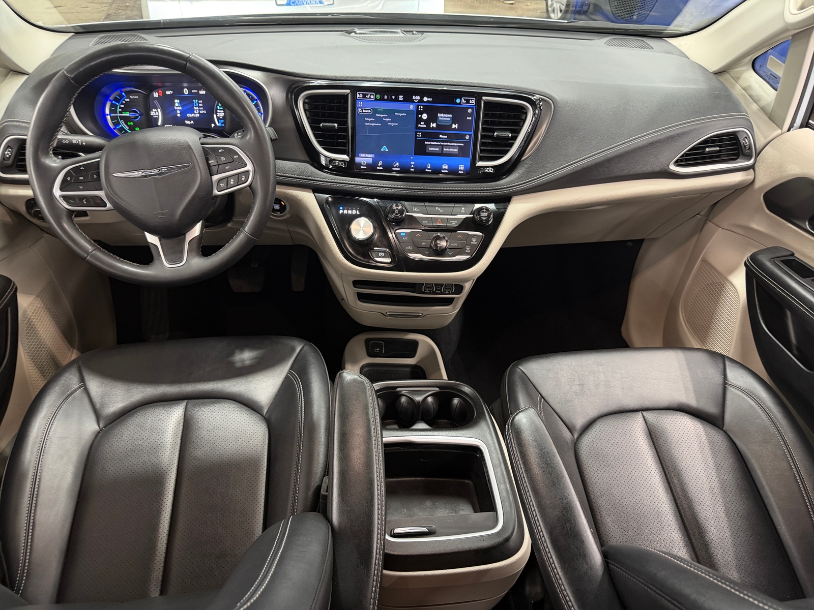 Thumbnail: 2024 Chrysler Pacifica - 2