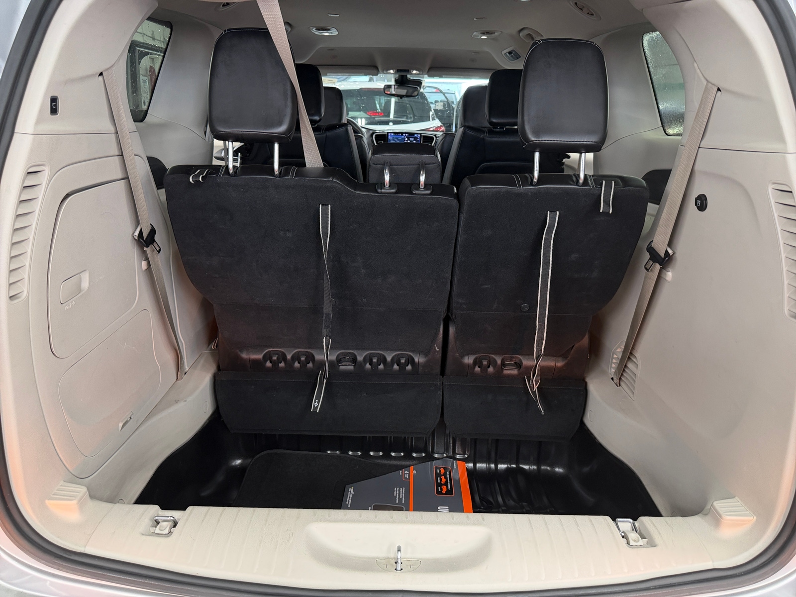 Thumbnail: 2024 Chrysler Pacifica - 6