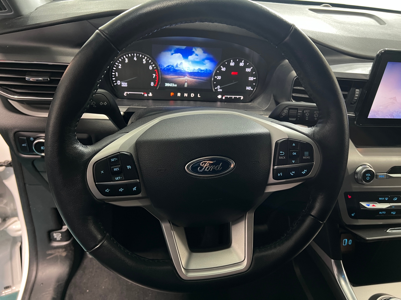 Thumbnail: 2023 Ford Explorer - 4