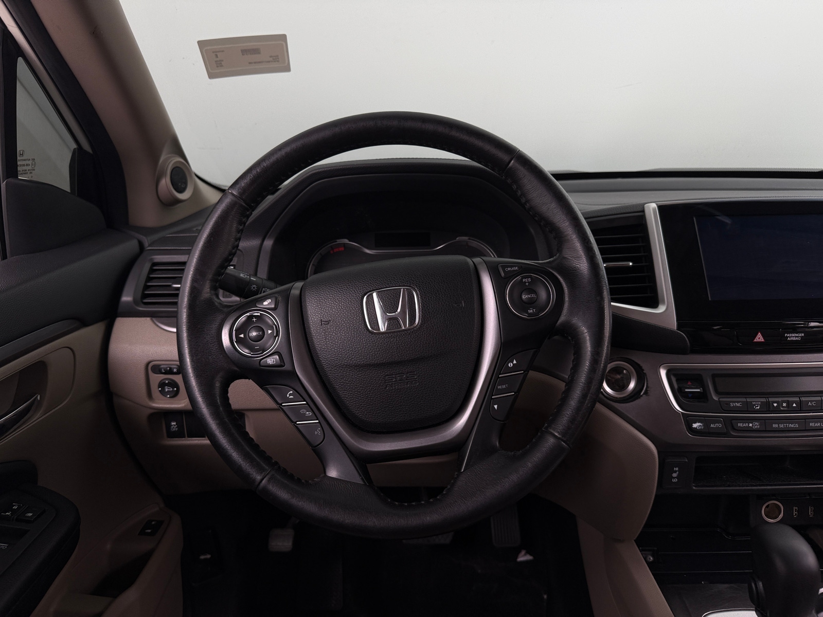 Thumbnail: 2016 Honda Pilot - 5