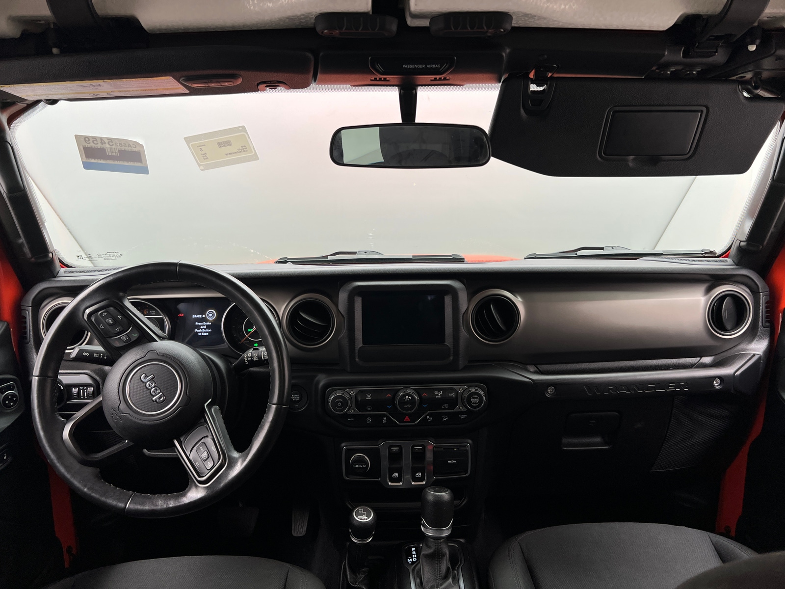 Thumbnail: 2019 Jeep Wrangler - 3
