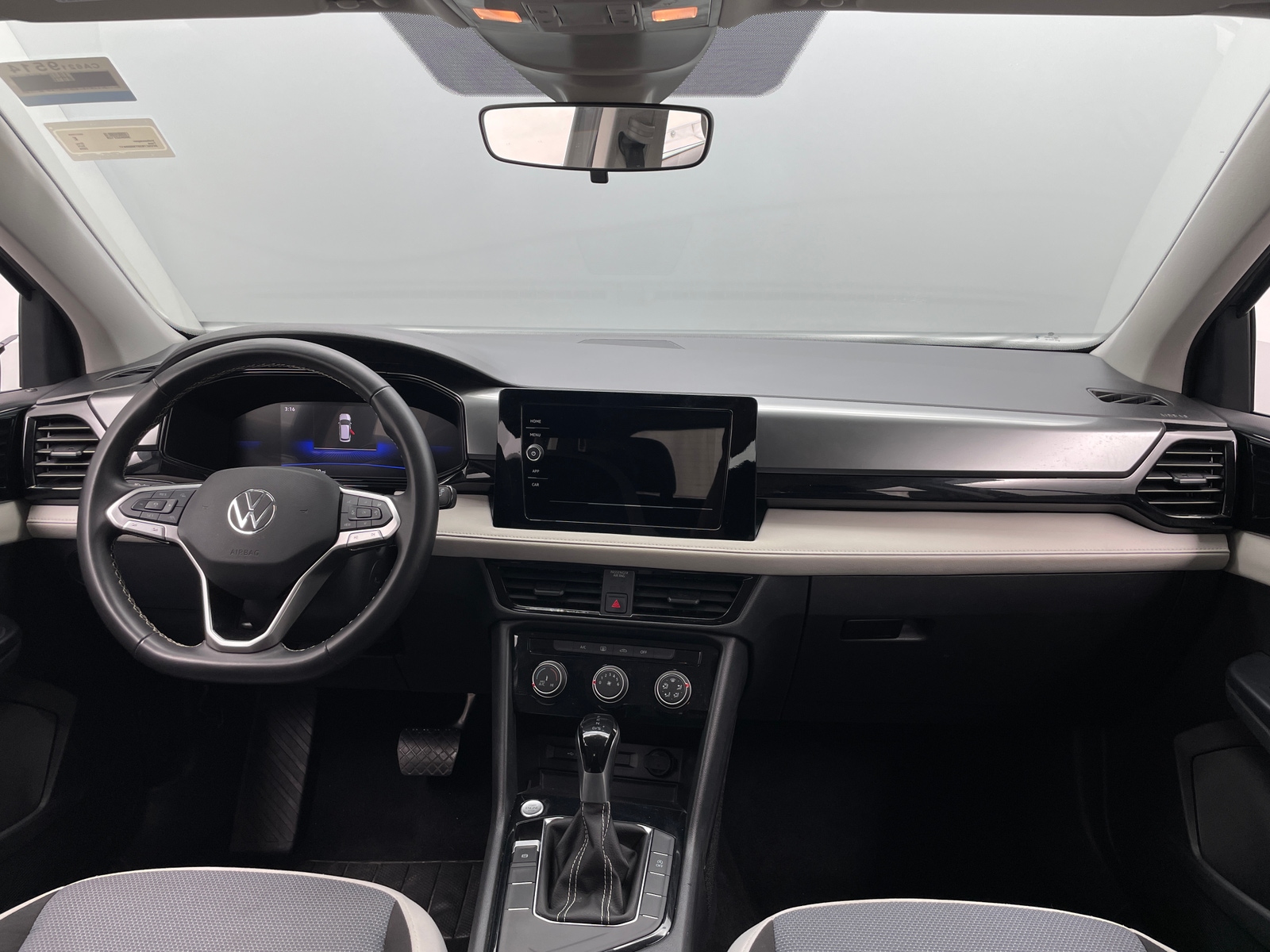 Thumbnail: 2026 Volkswagen Taos - 3