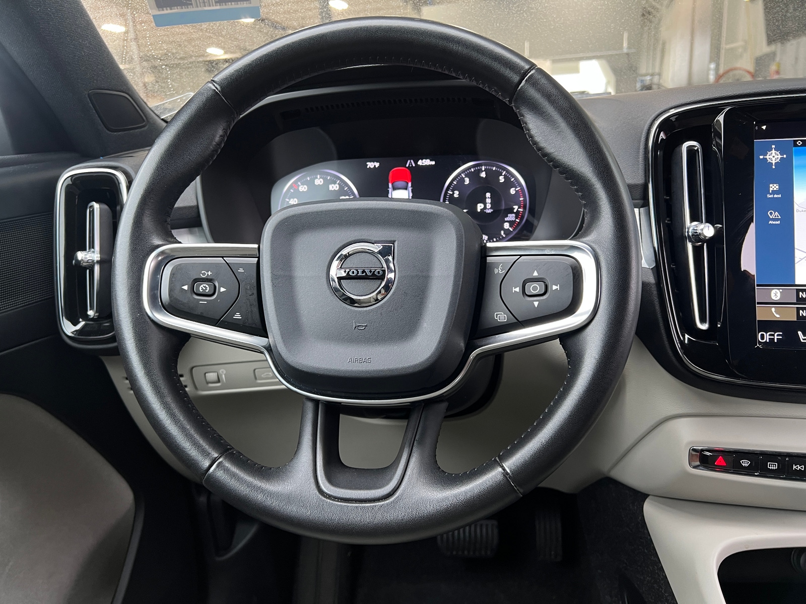 Thumbnail: 2020 Volvo XC40 - 4