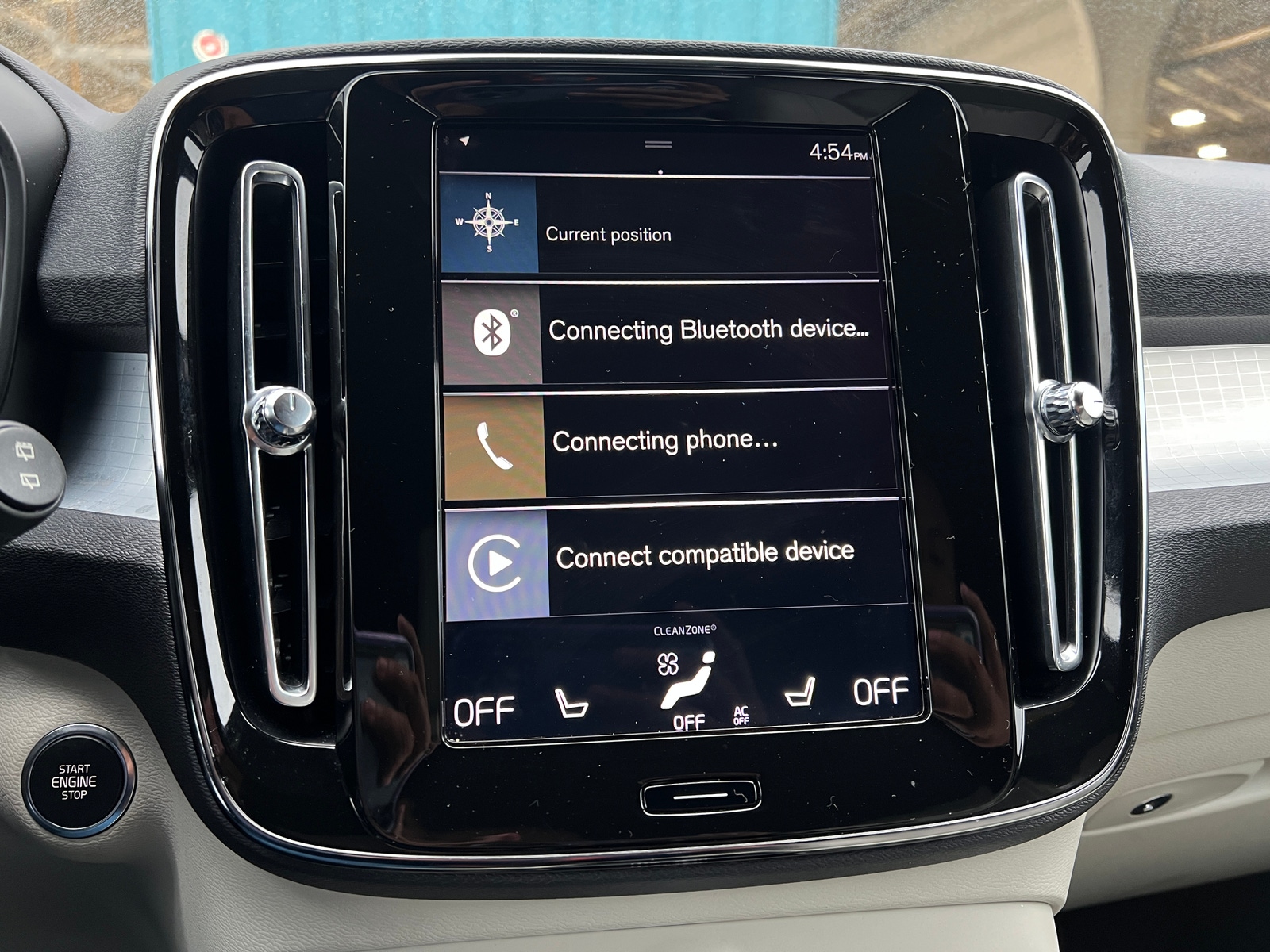Thumbnail: 2020 Volvo XC40 - 3