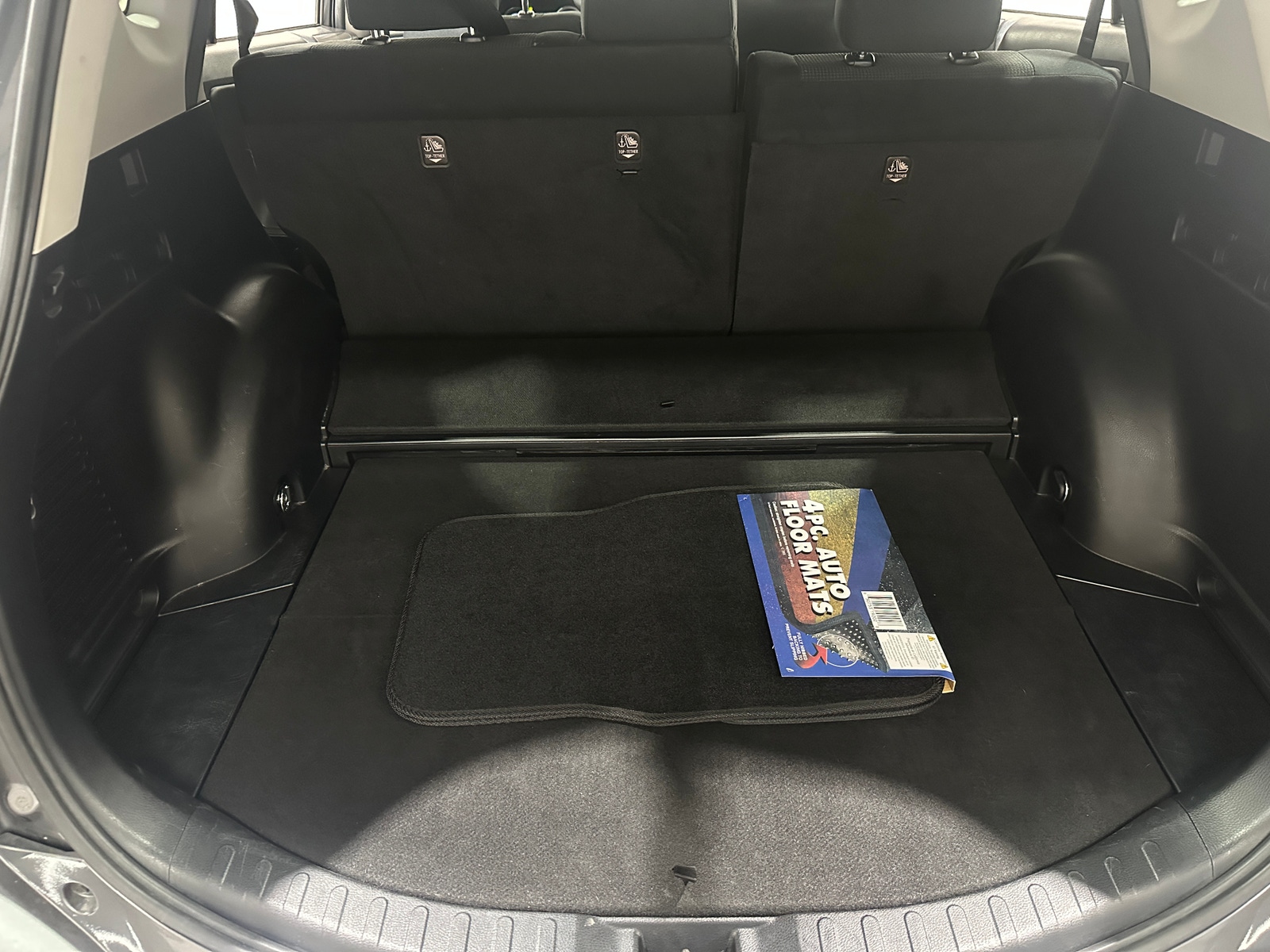 Thumbnail: 2018 Toyota RAV4 - 7