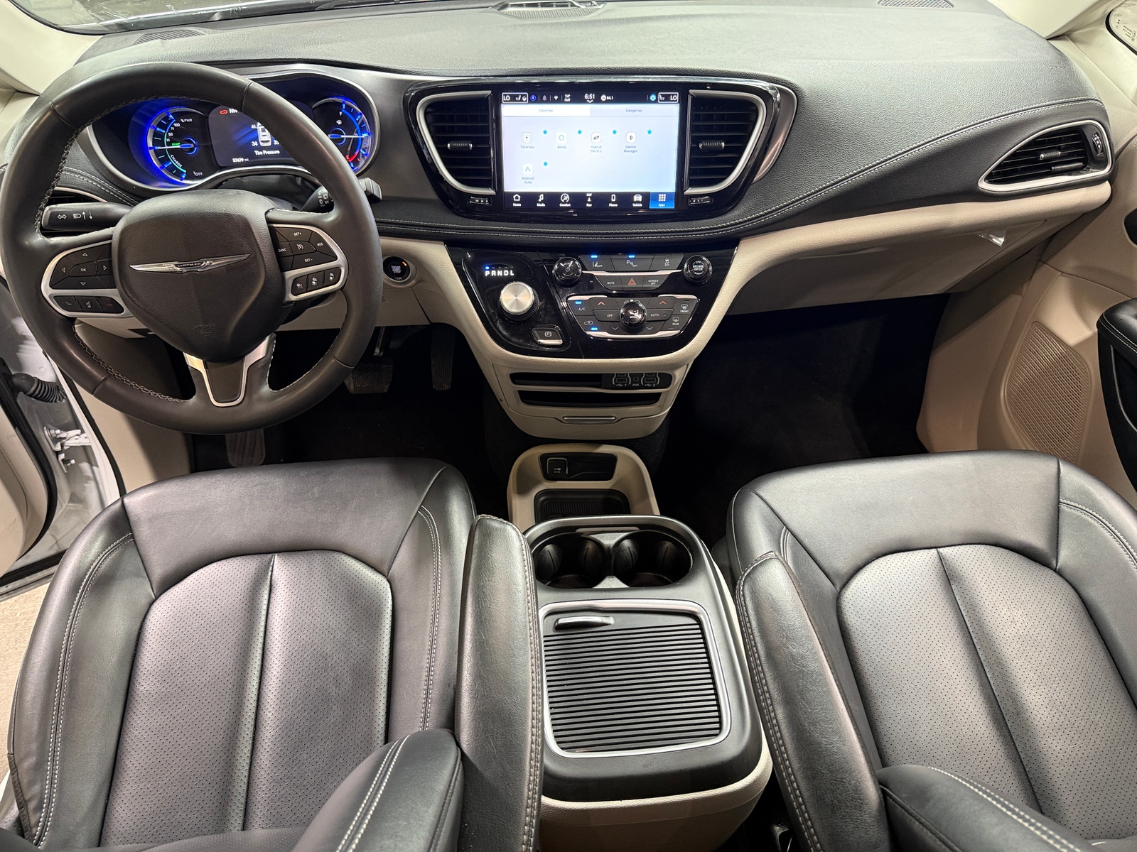 Thumbnail: 2024 Chrysler Pacifica - 2