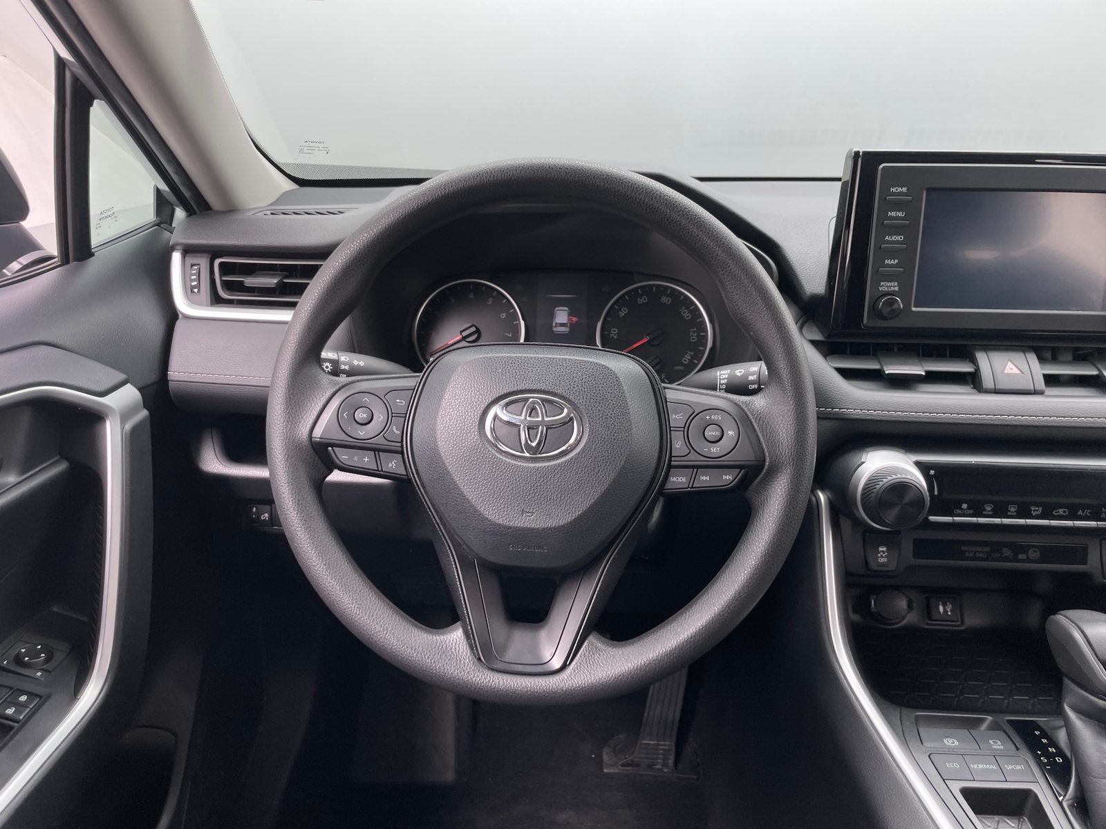 Thumbnail: 2019 Toyota RAV4 - 5