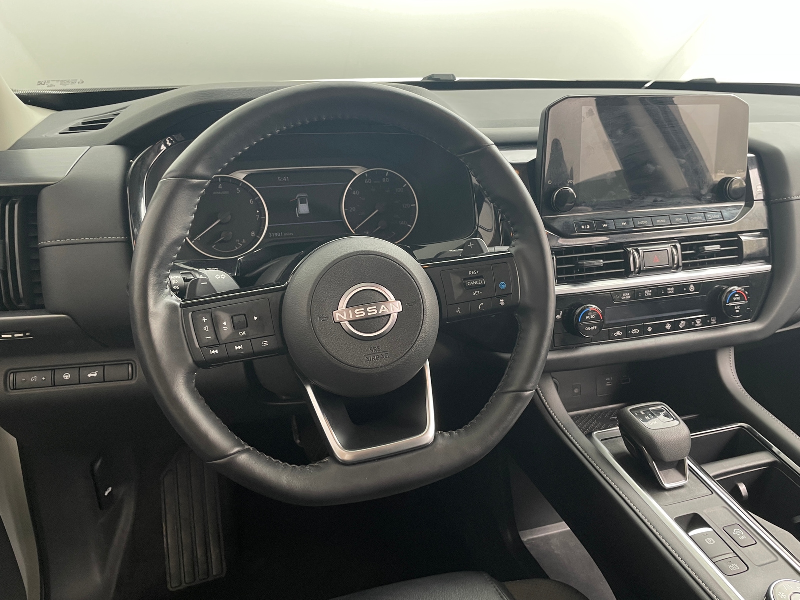 Thumbnail: 2024 Nissan Pathfinder - 4