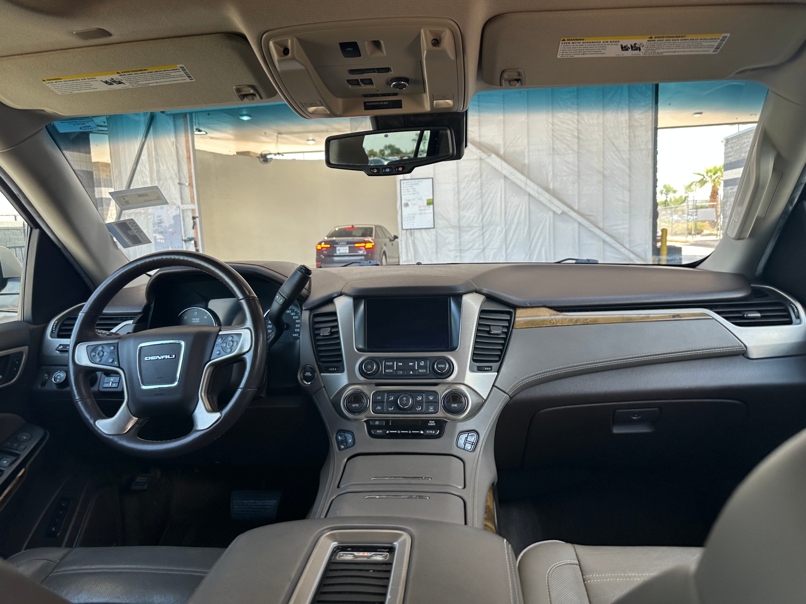 Thumbnail: 2017 GMC Yukon - 2