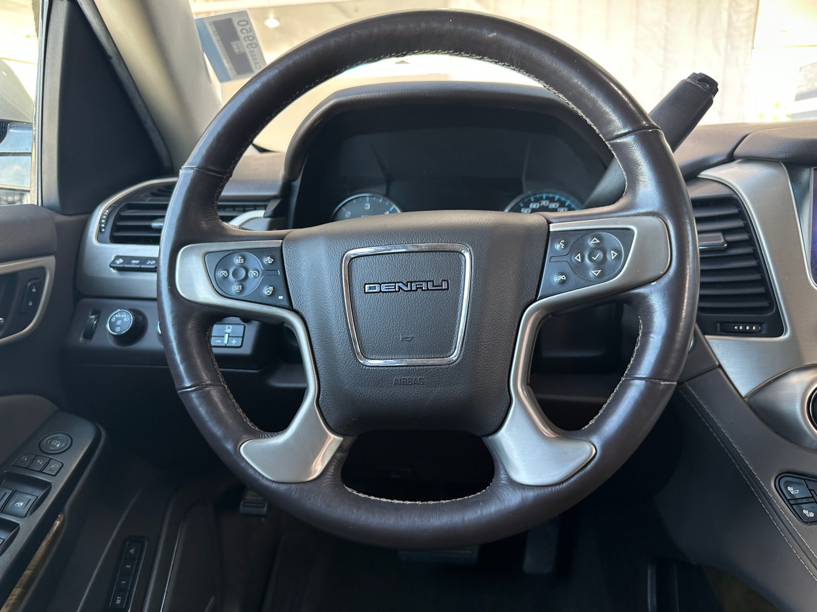 Thumbnail: 2017 GMC Yukon - 4