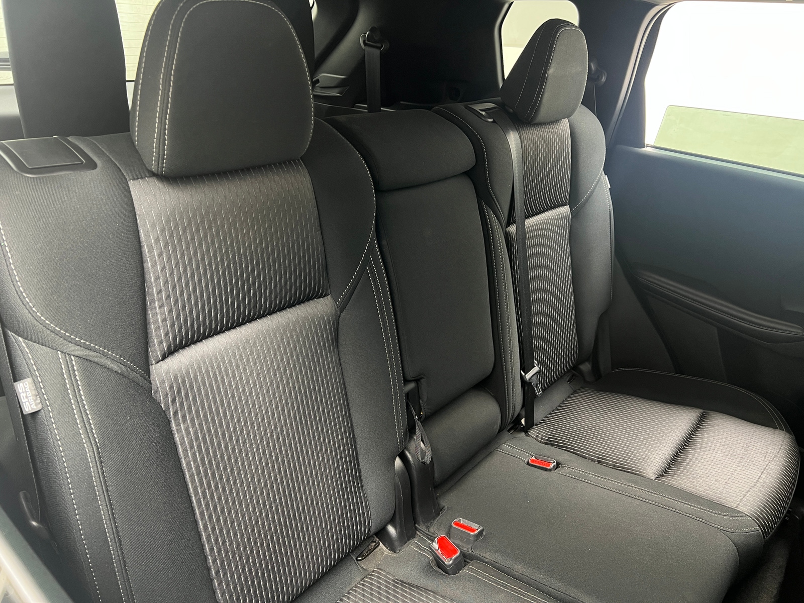 Thumbnail: 2022 Mitsubishi Outlander - 6