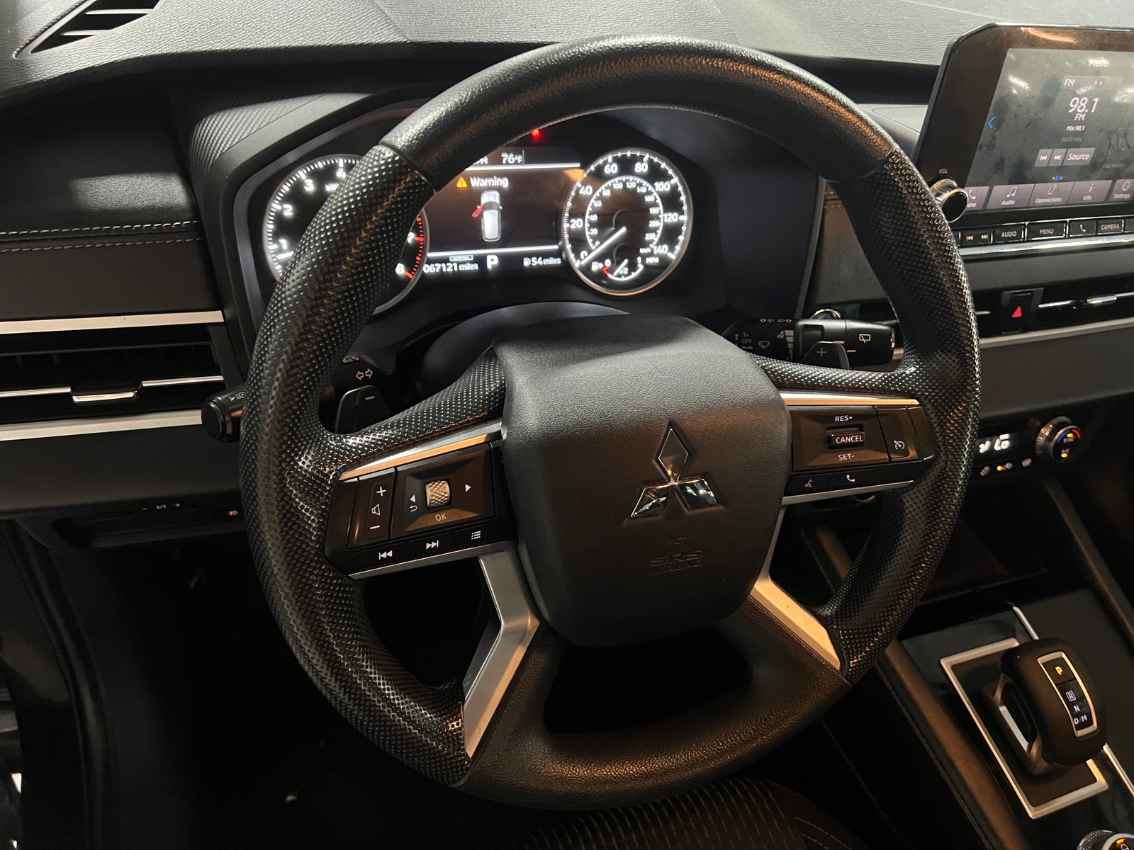 Thumbnail: 2022 Mitsubishi Outlander - 5