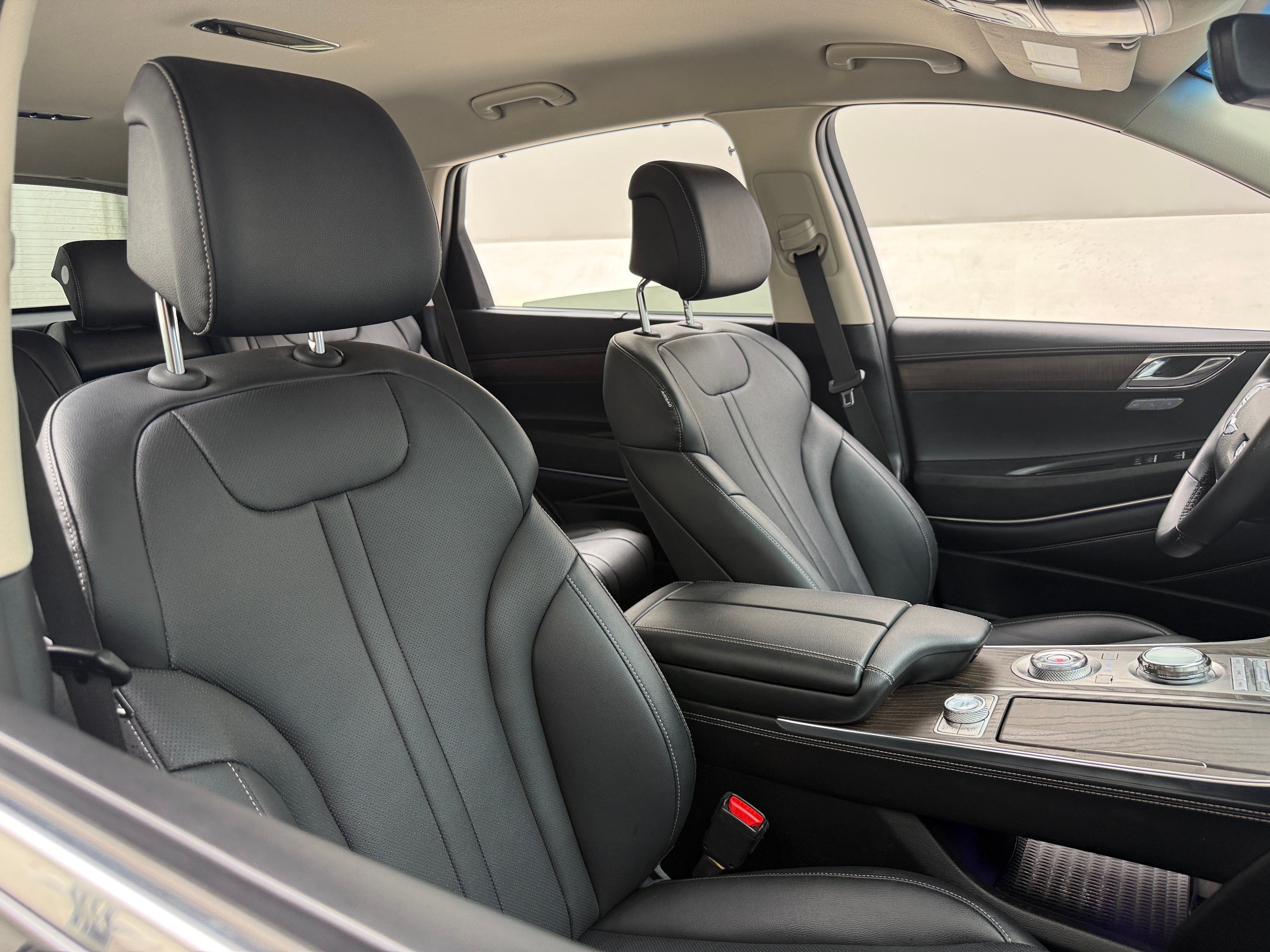 2024 GENESIS GV80