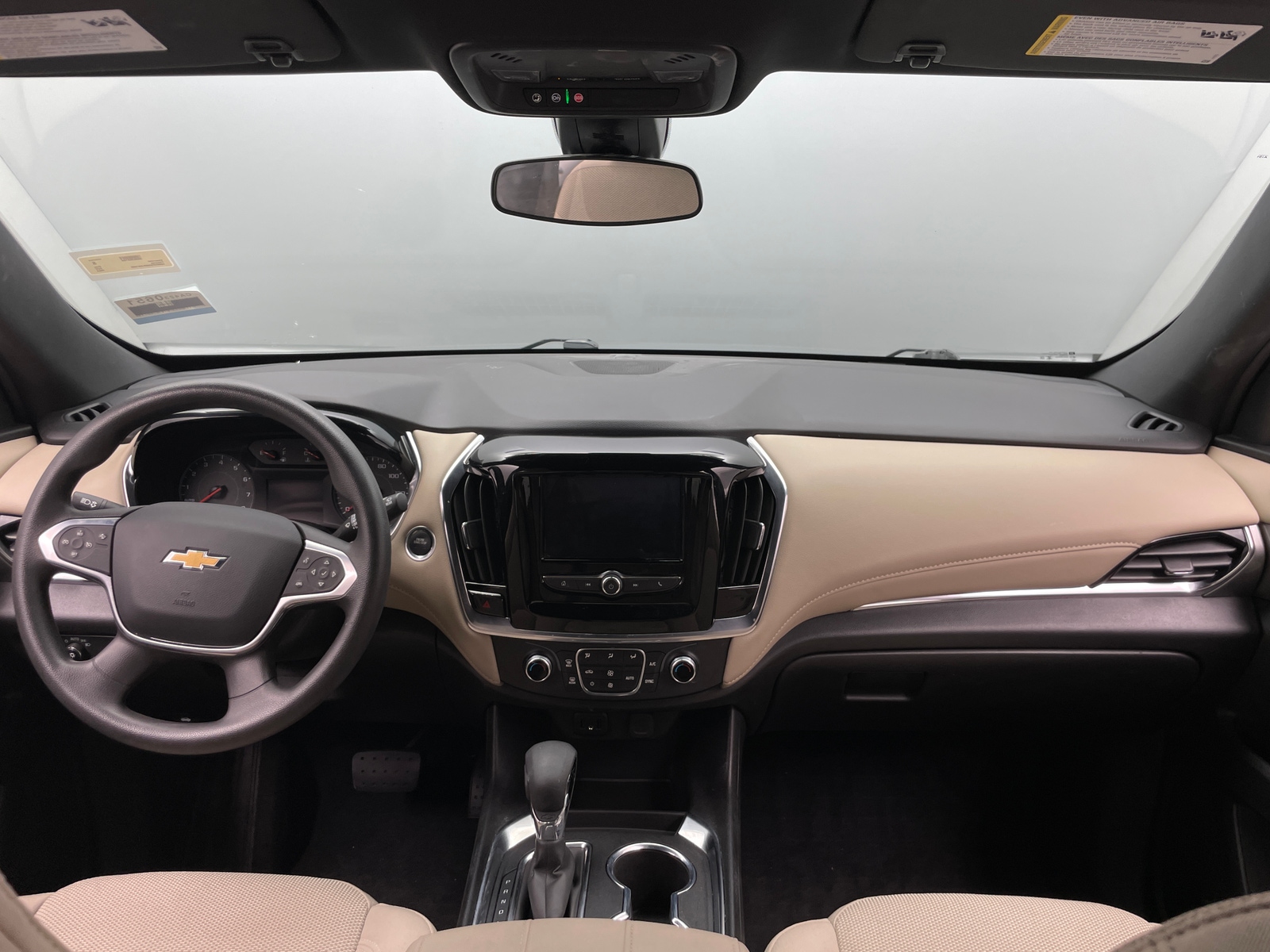Thumbnail: 2023 Chevrolet Traverse - 3
