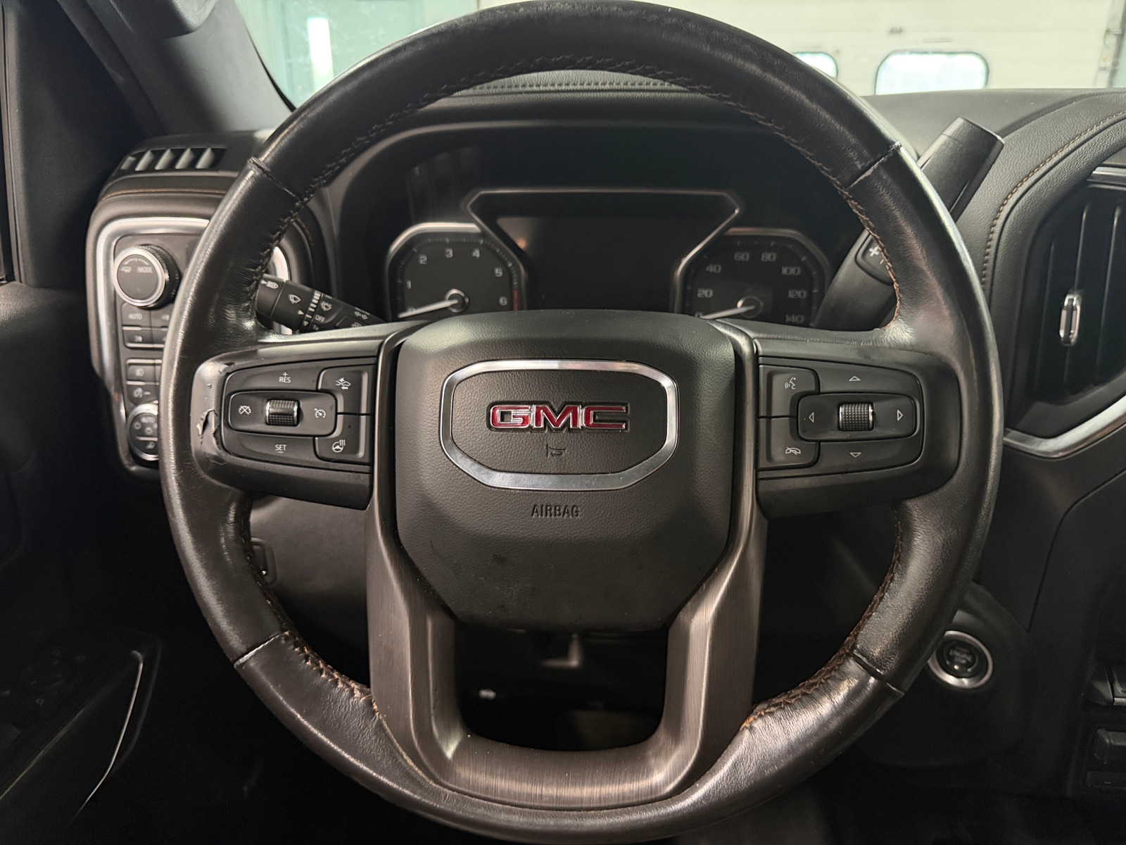 Thumbnail: 2022 GMC Sierra 1500 - 4