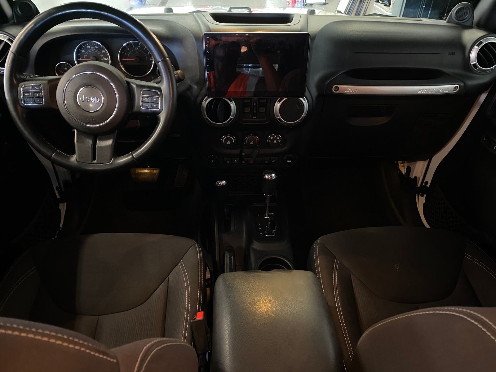 Thumbnail: 2014 Jeep Wrangler - 3