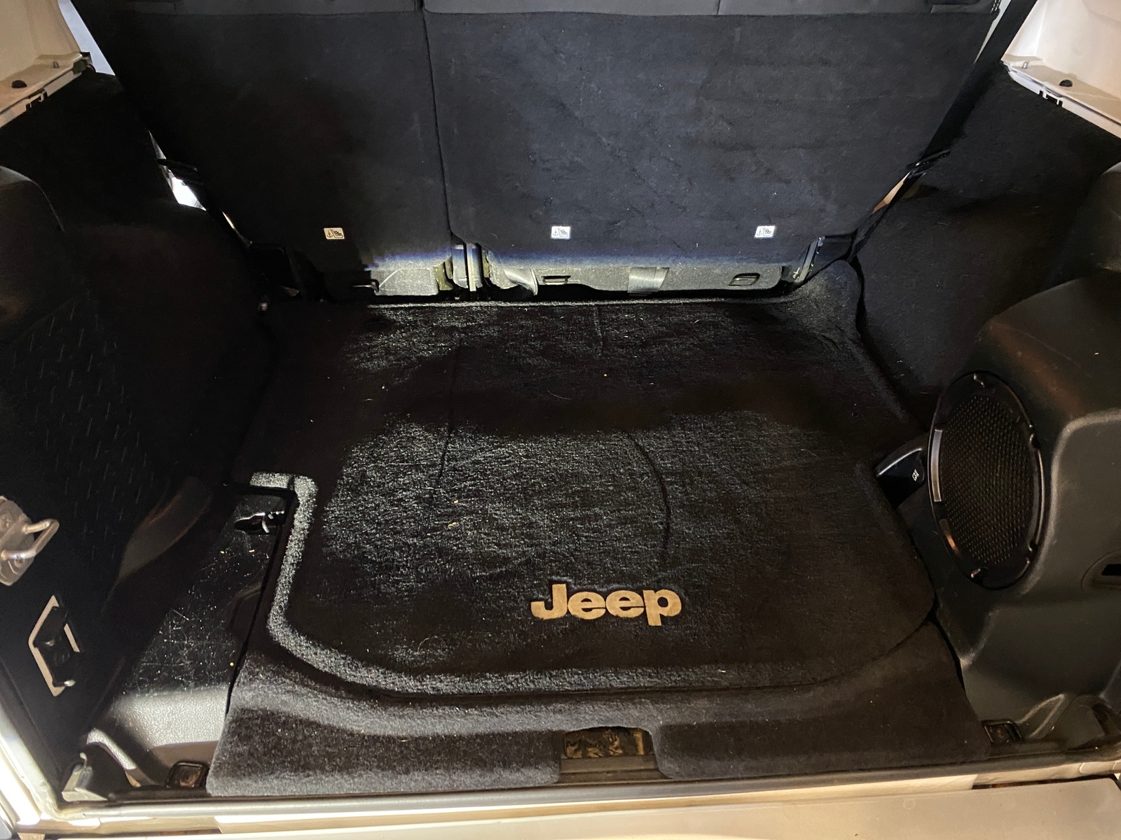 Thumbnail: 2014 Jeep Wrangler - 7