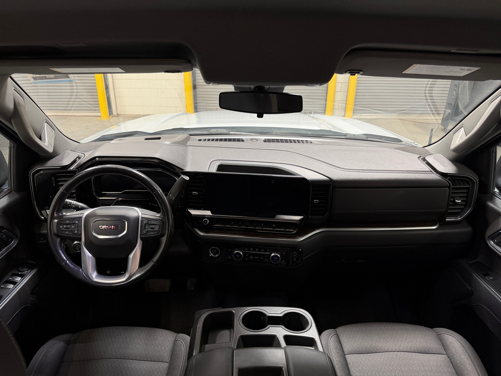 Thumbnail: 2022 GMC Sierra 1500 - 3