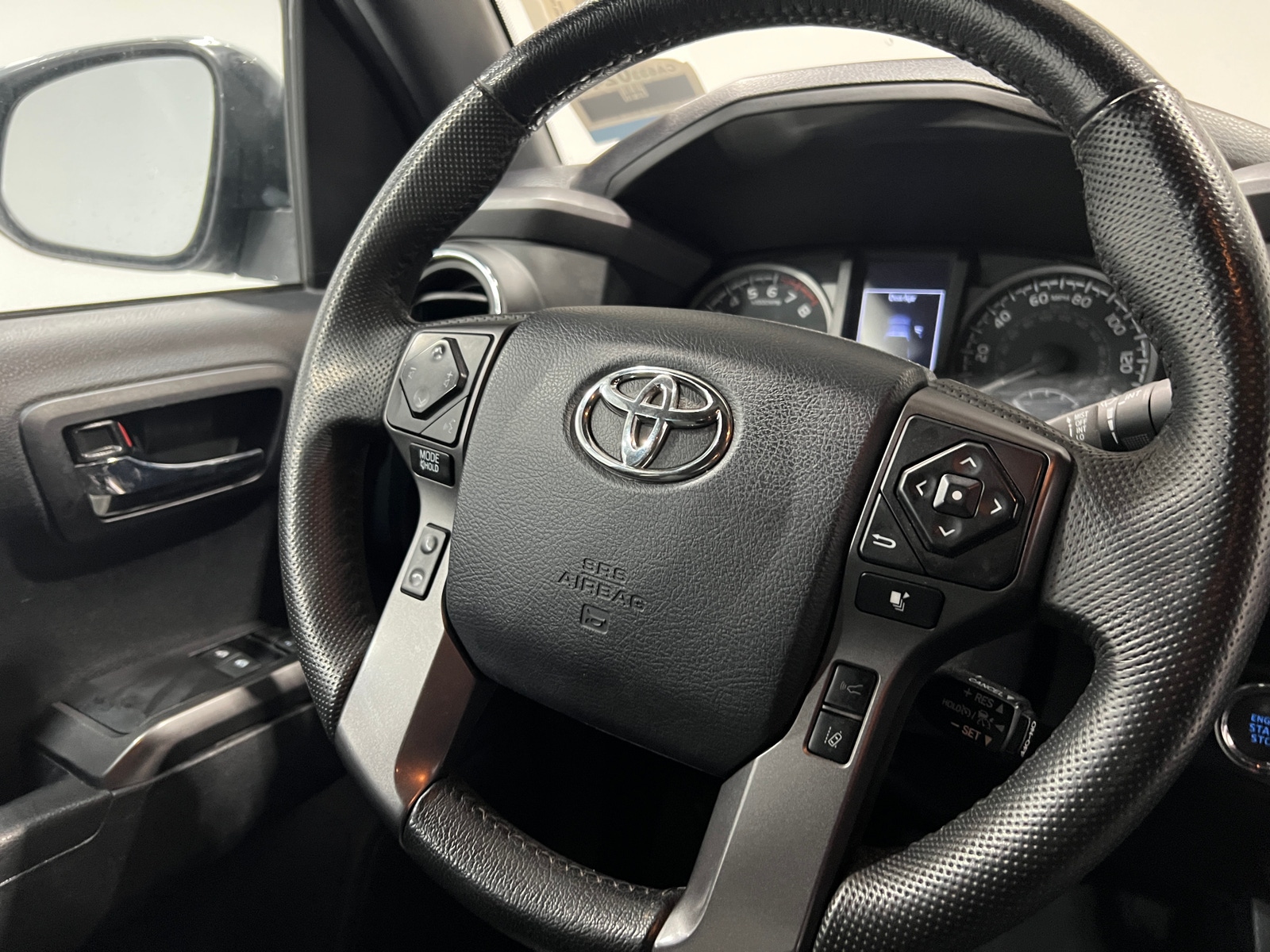 Thumbnail: 2020 Toyota Tacoma - 5